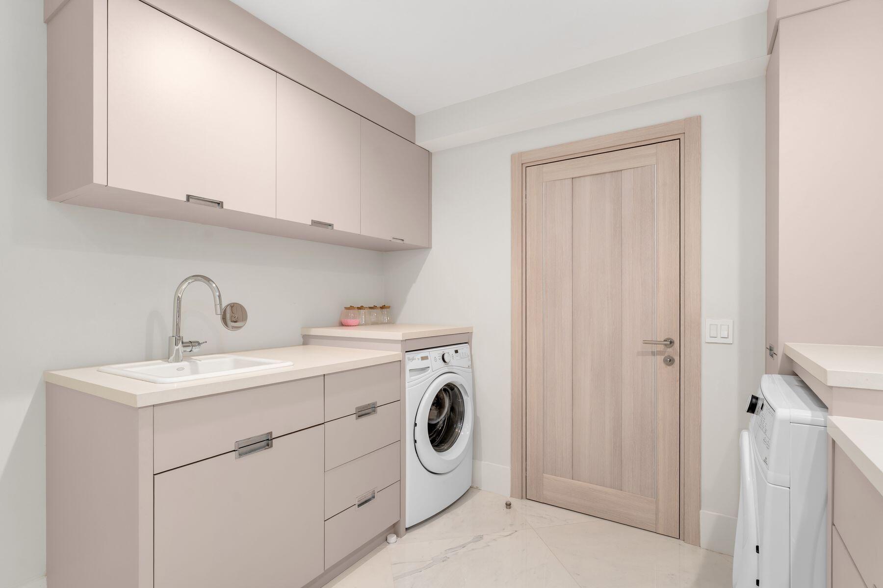 17301 BISCAYNE #PH-7, North Miami Beach FL 33160