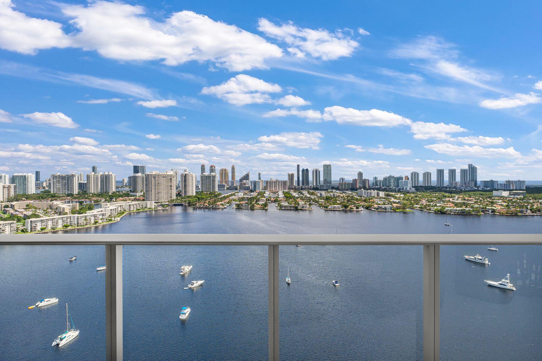 17301 BISCAYNE #PH-7, North Miami Beach FL 33160