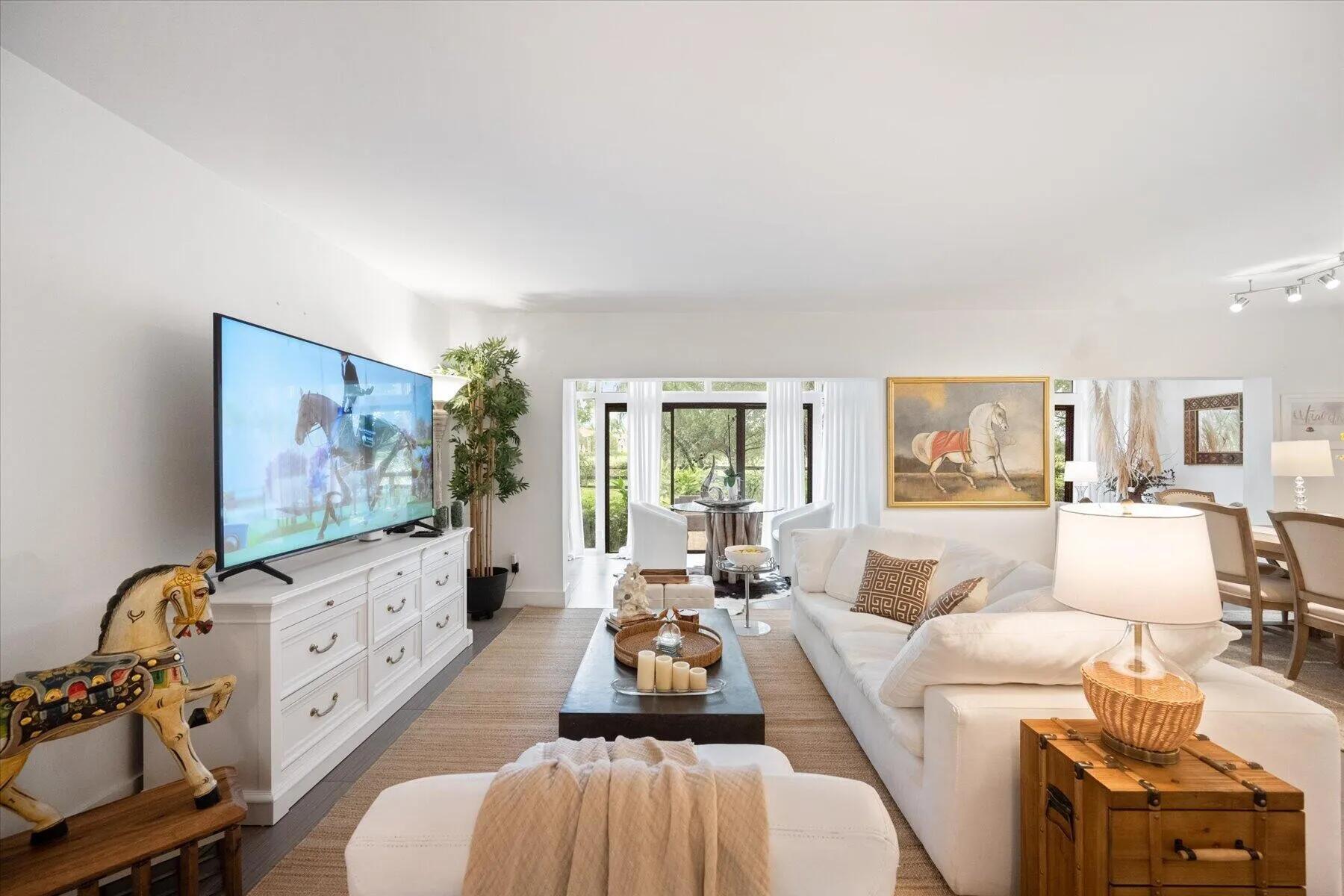 11397 Pond View #E103, Wellington FL 33414