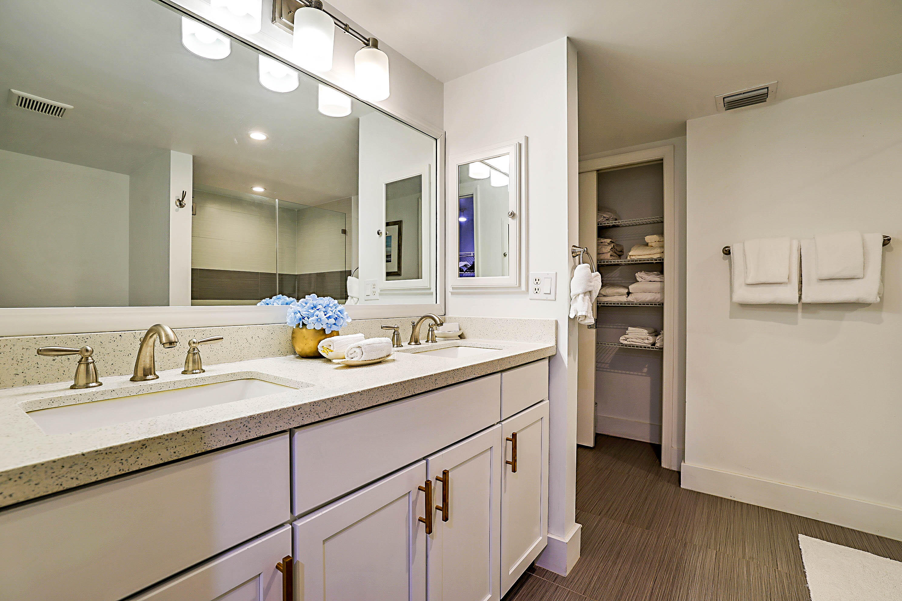 11397 Pond View #E103, Wellington FL 33414
