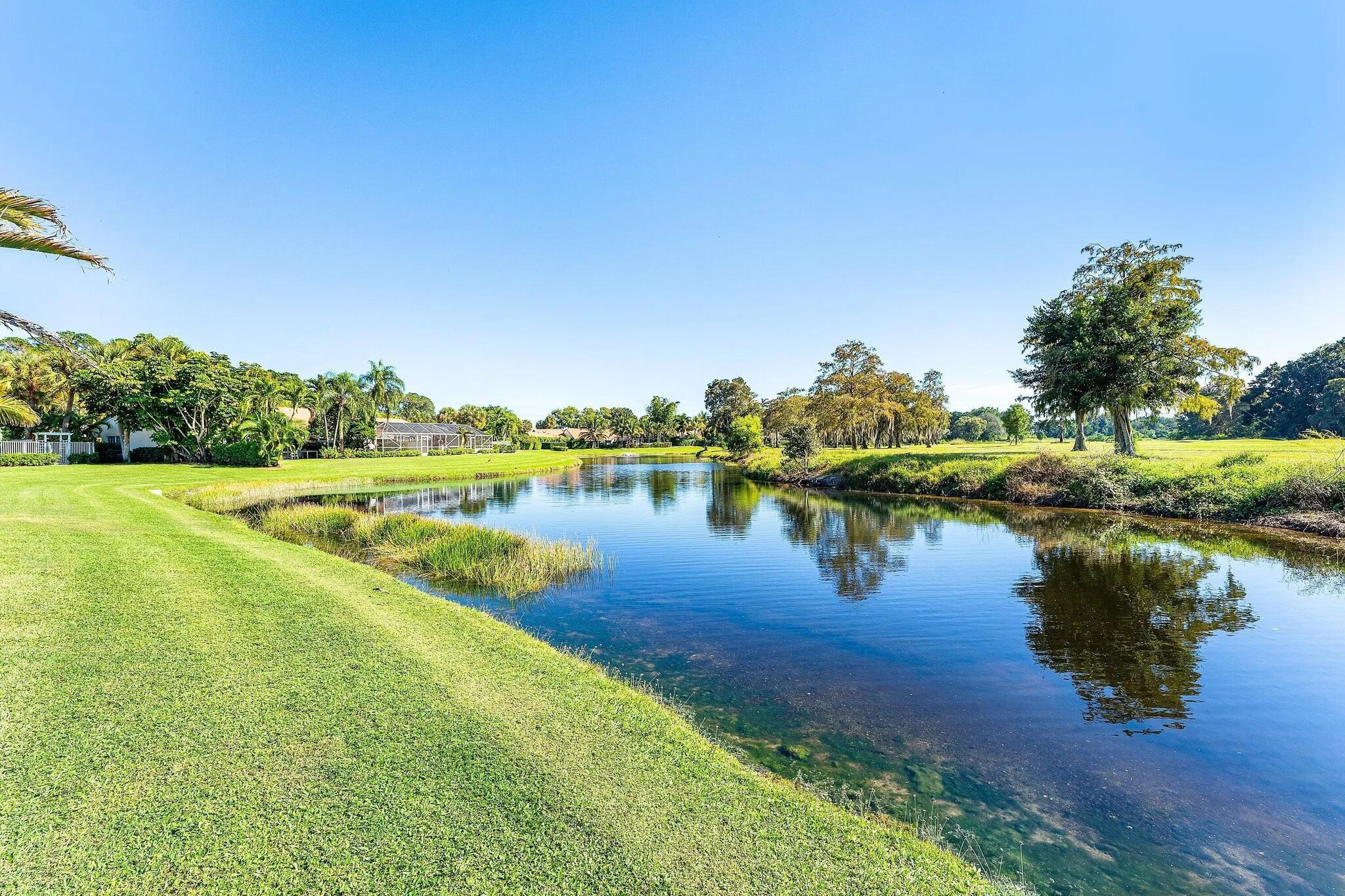 11397 Pond View #E103, Wellington FL 33414