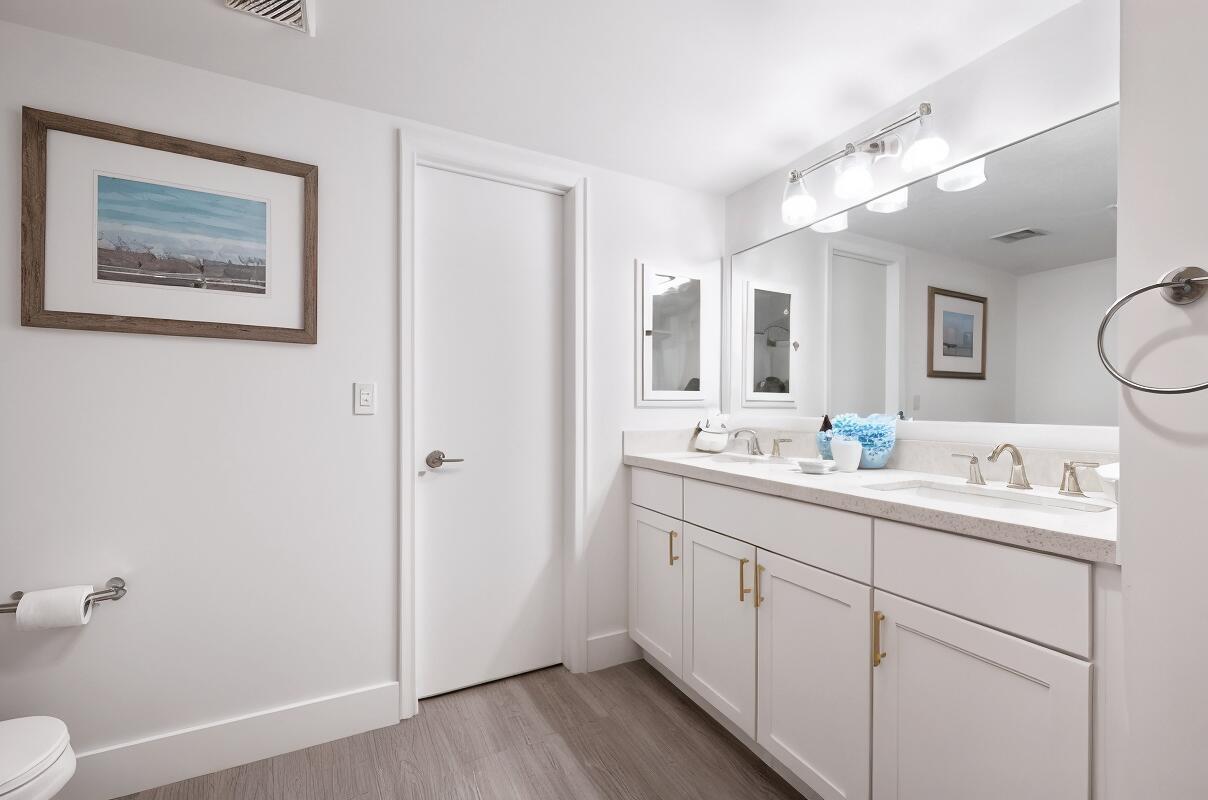 11397 Pond View #E103, Wellington FL 33414