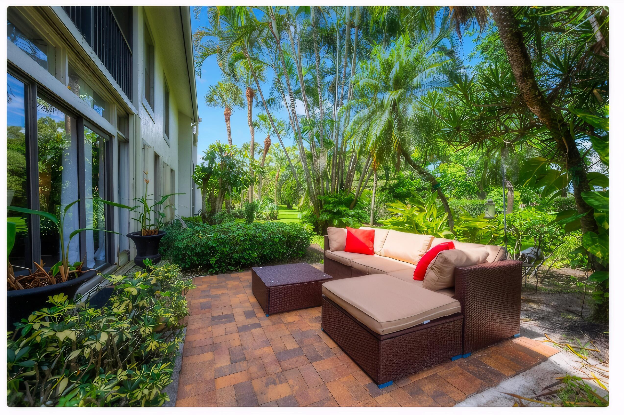11397 Pond View #E103, Wellington FL 33414