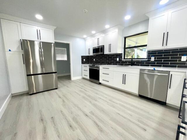 142 LA MANCHA, Royal Palm Beach FL 33411