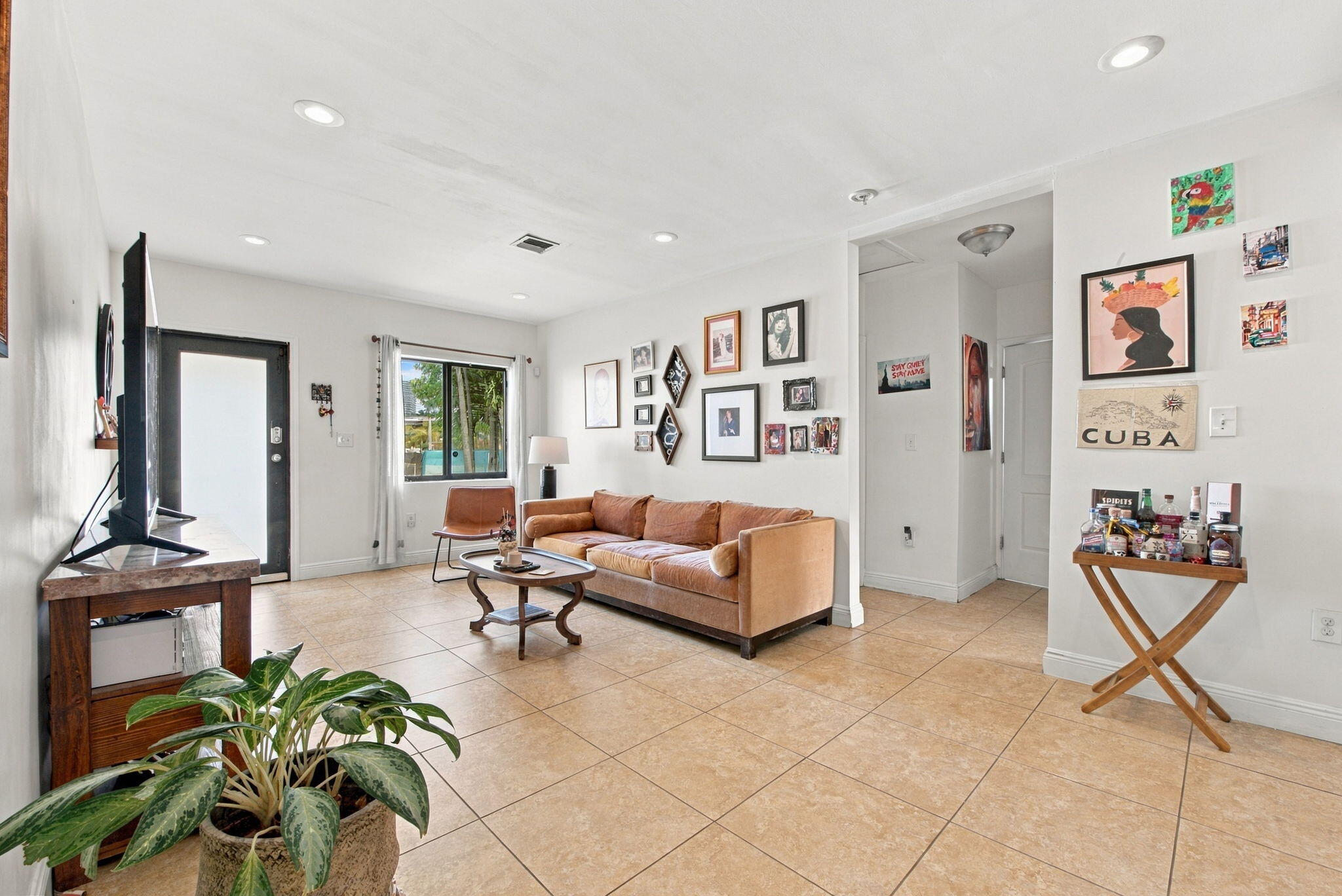 1710 NW 6TH, Miami FL 33125