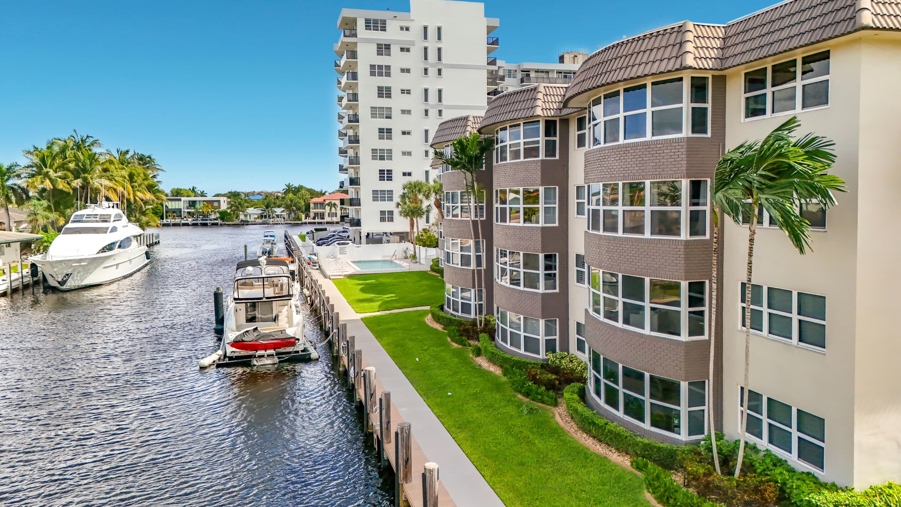 3121 NE 51st #102E, Fort Lauderdale FL 33308