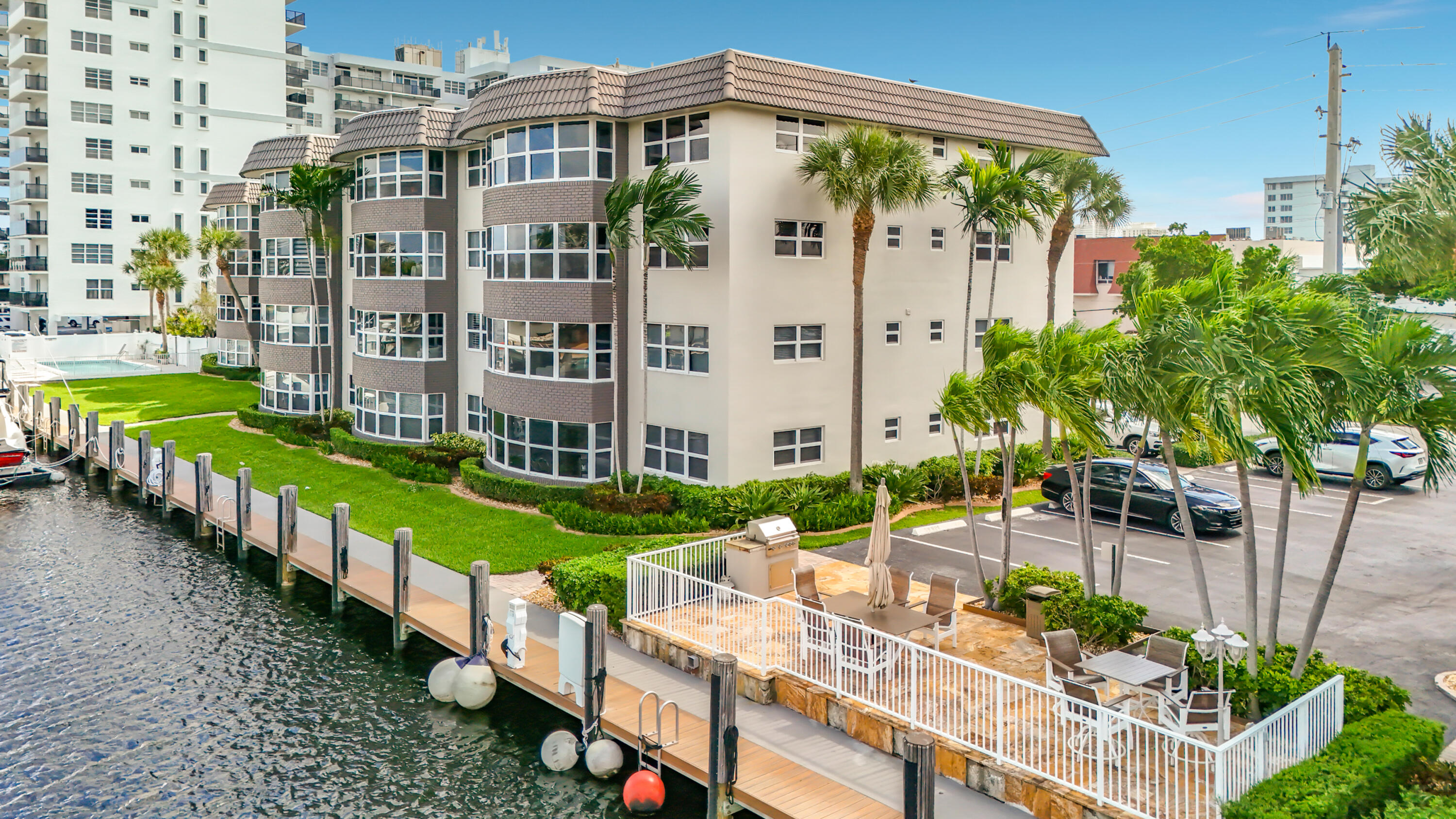 3121 NE 51st #102E, Fort Lauderdale FL 33308