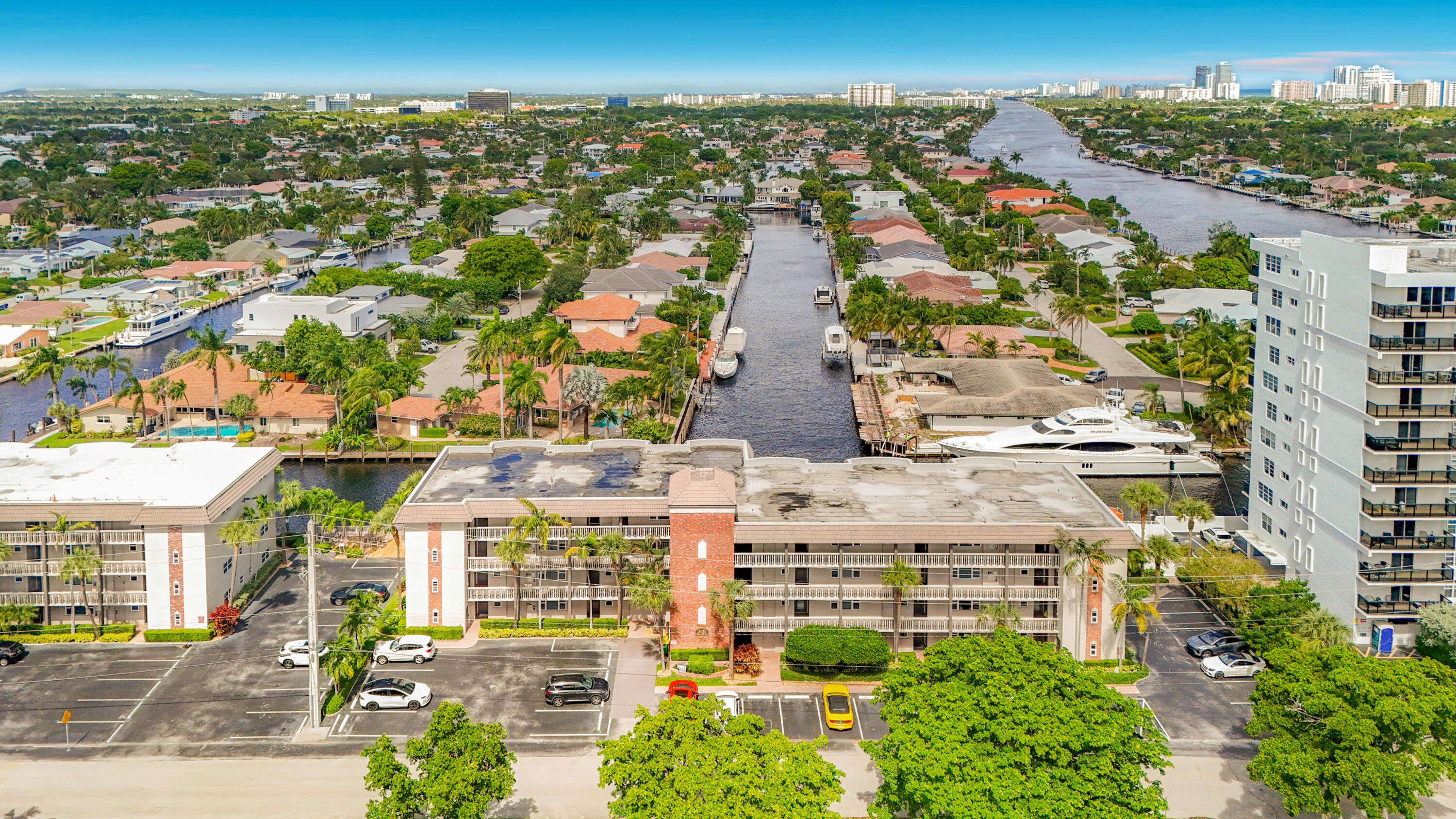 3121 NE 51st #102E, Fort Lauderdale FL 33308