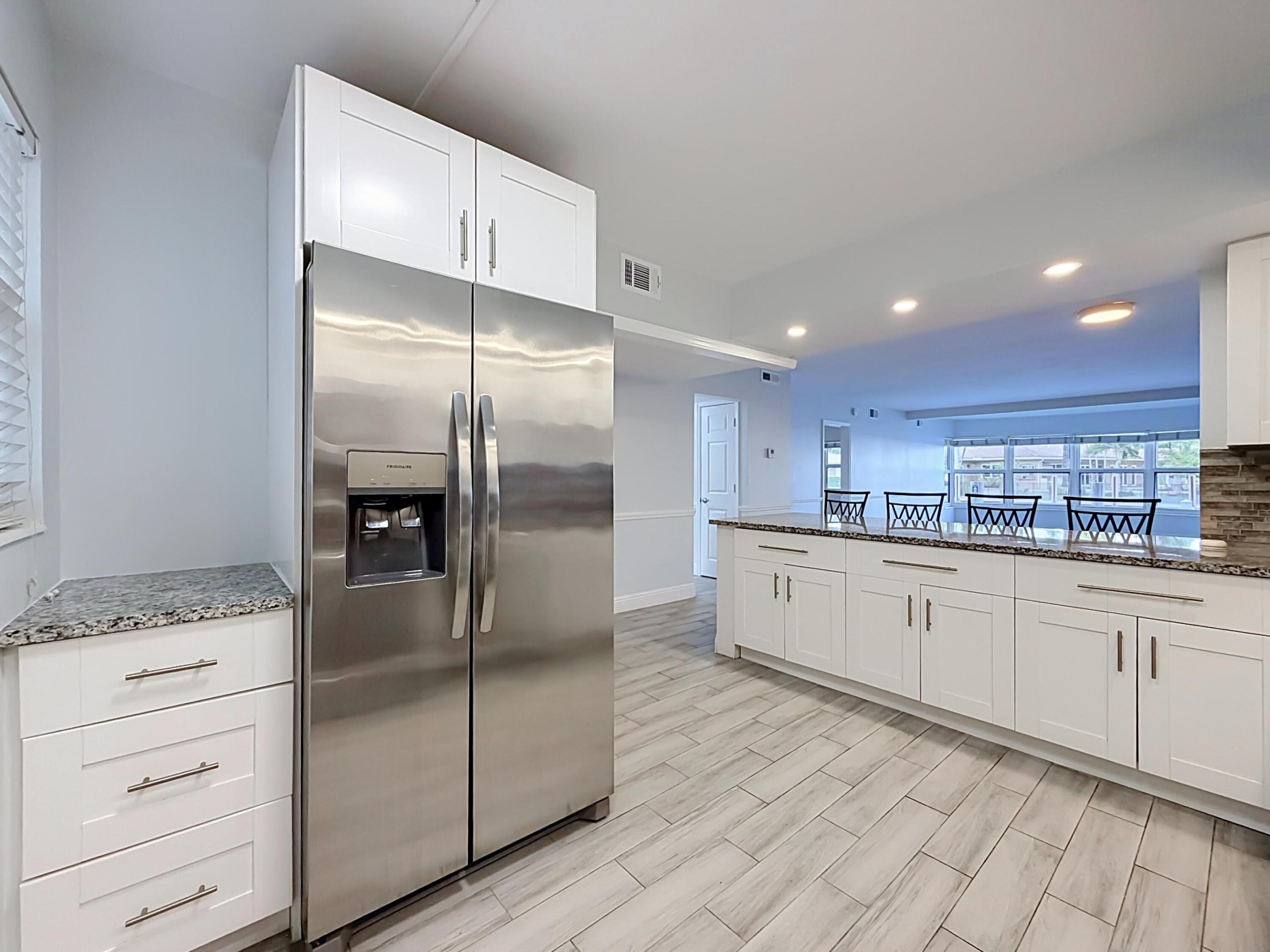 3121 NE 51st #102E, Fort Lauderdale FL 33308