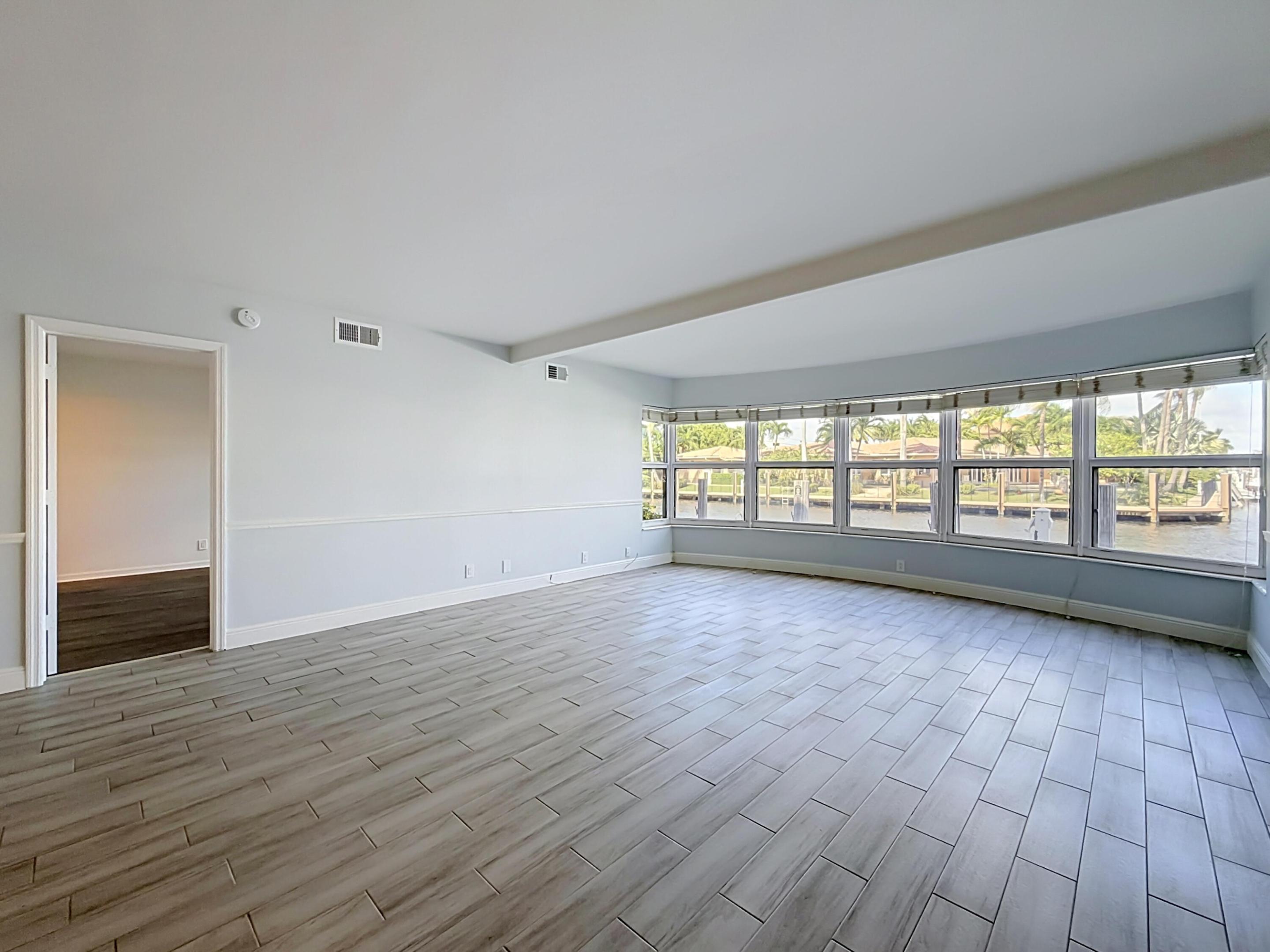 3121 NE 51st #102E, Fort Lauderdale FL 33308