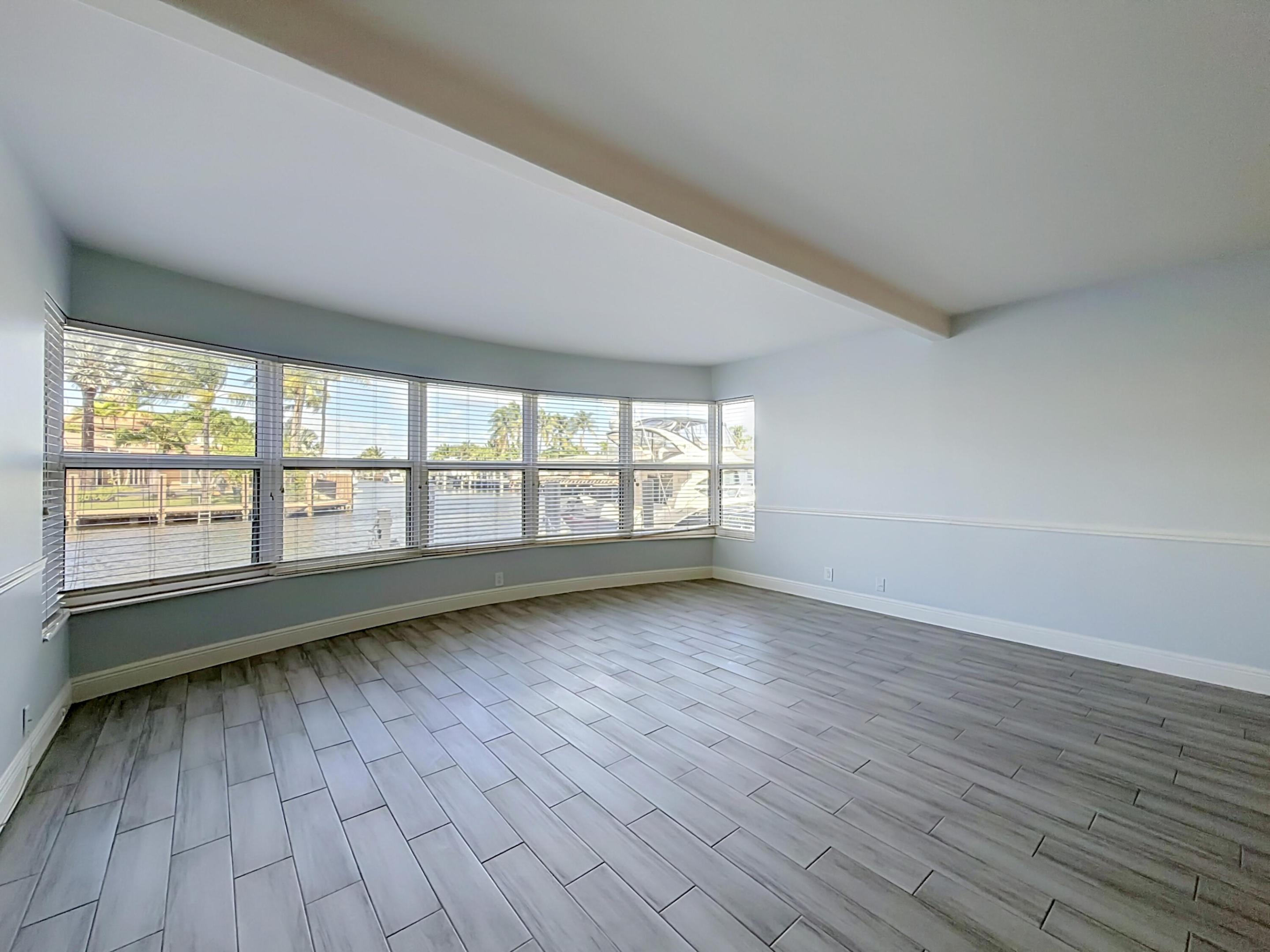 3121 NE 51st #102E, Fort Lauderdale FL 33308