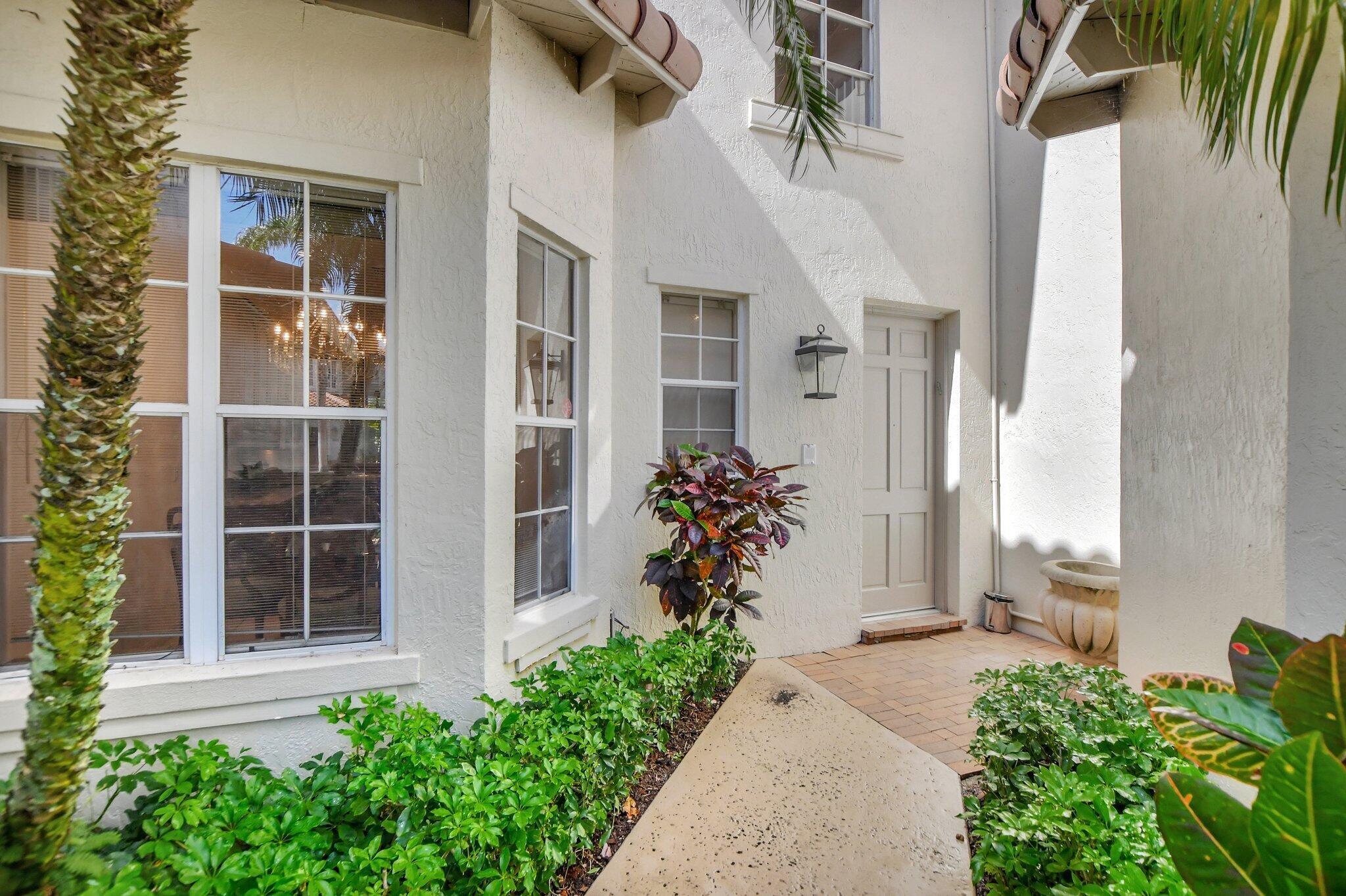 2526 NW 52ND, Boca Raton FL 33496