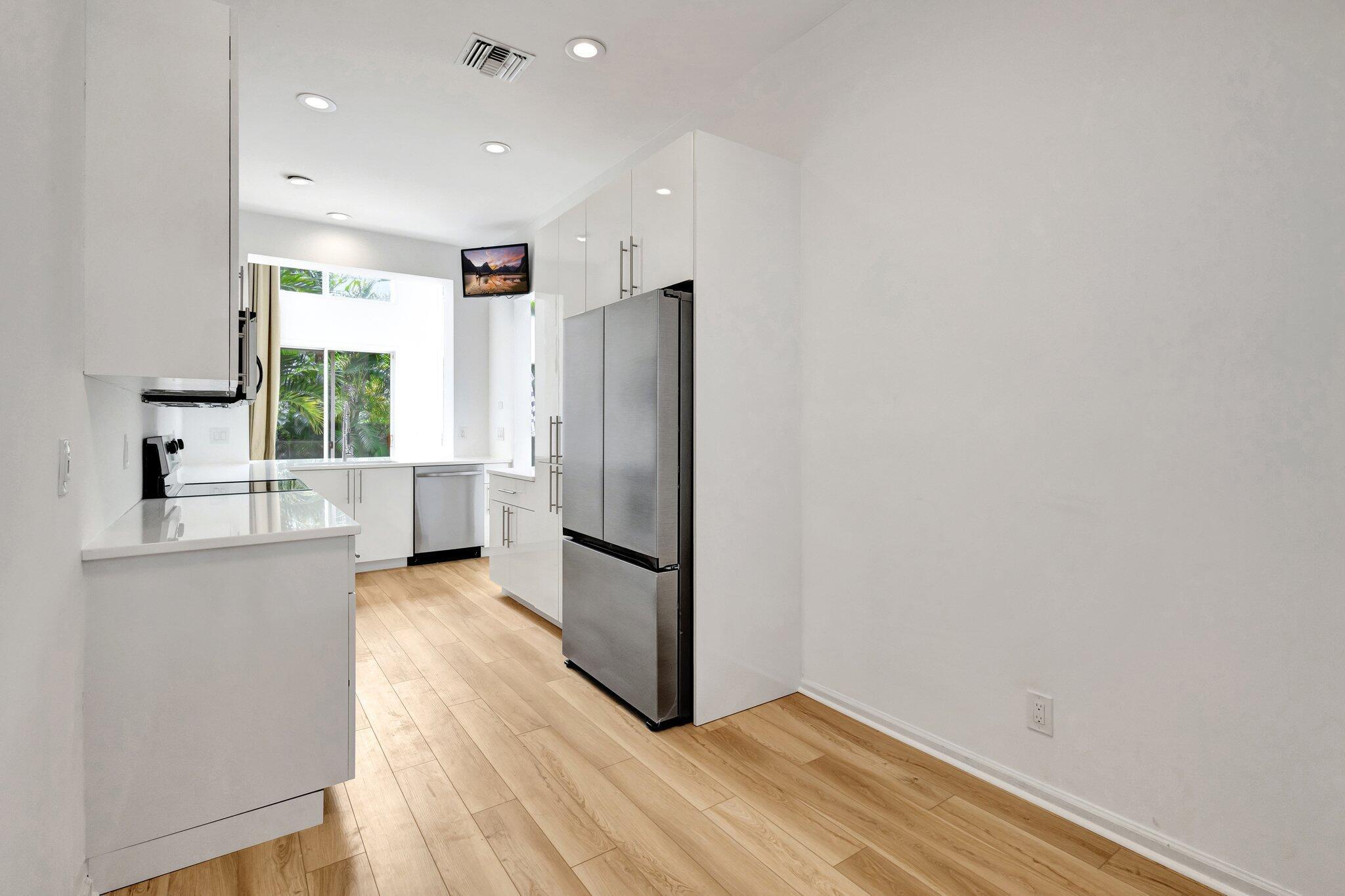 2526 NW 52ND, Boca Raton FL 33496
