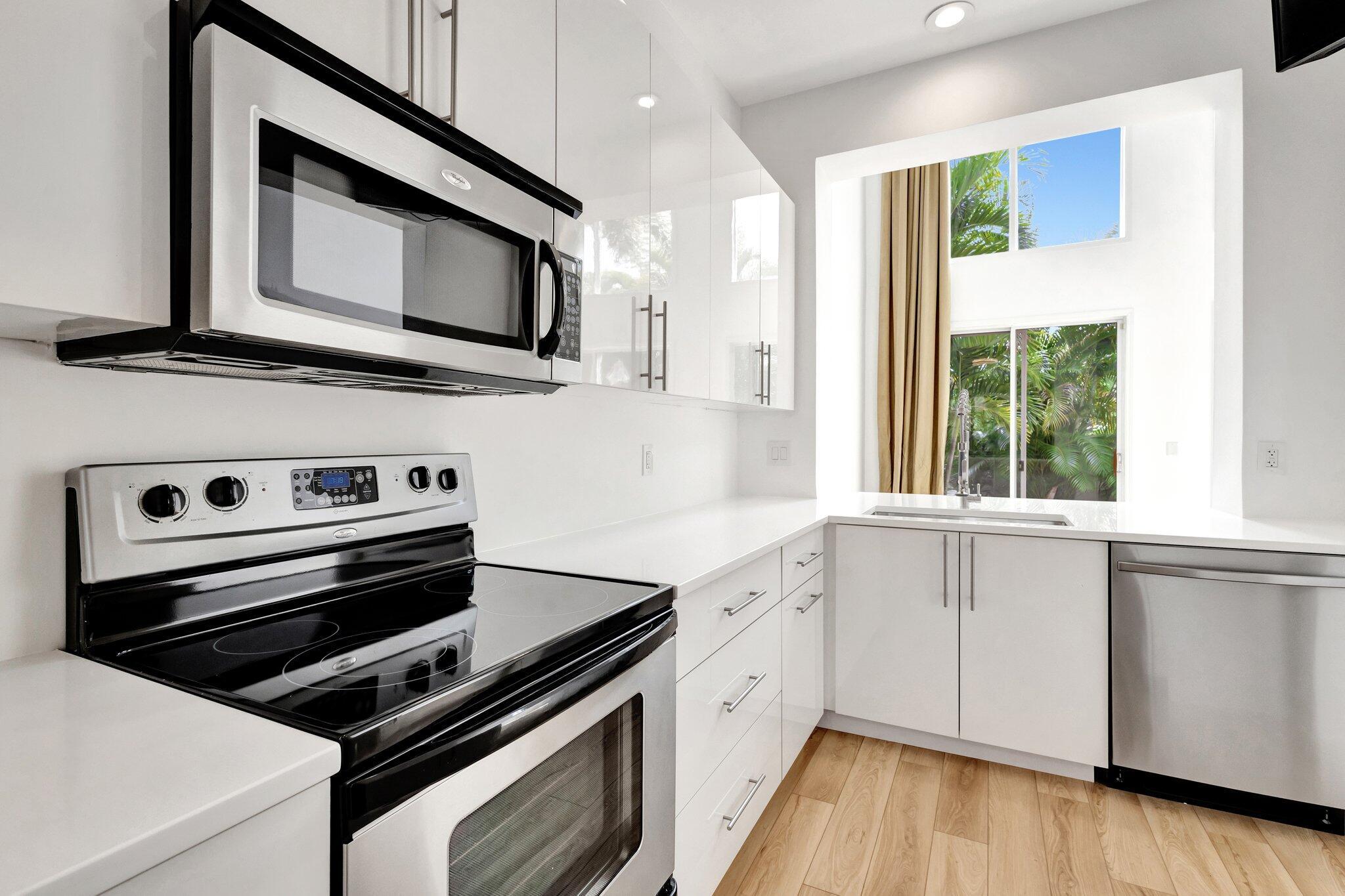 2526 NW 52ND, Boca Raton FL 33496
