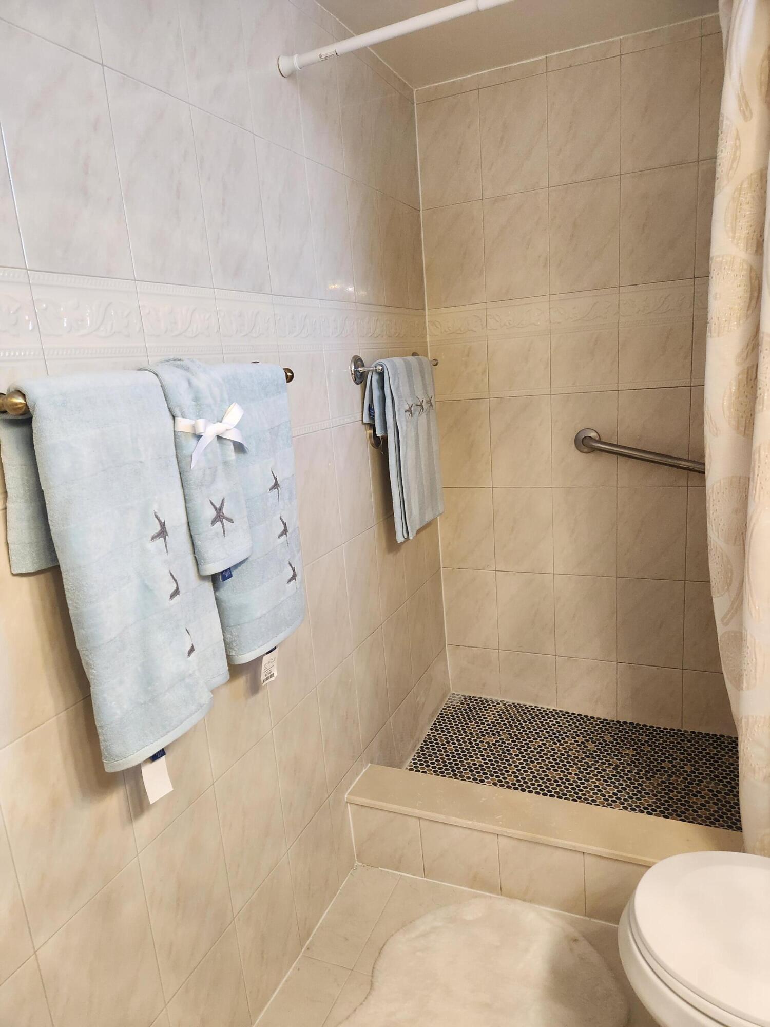 2606 GARDEN #304, Lake Worth FL 33461