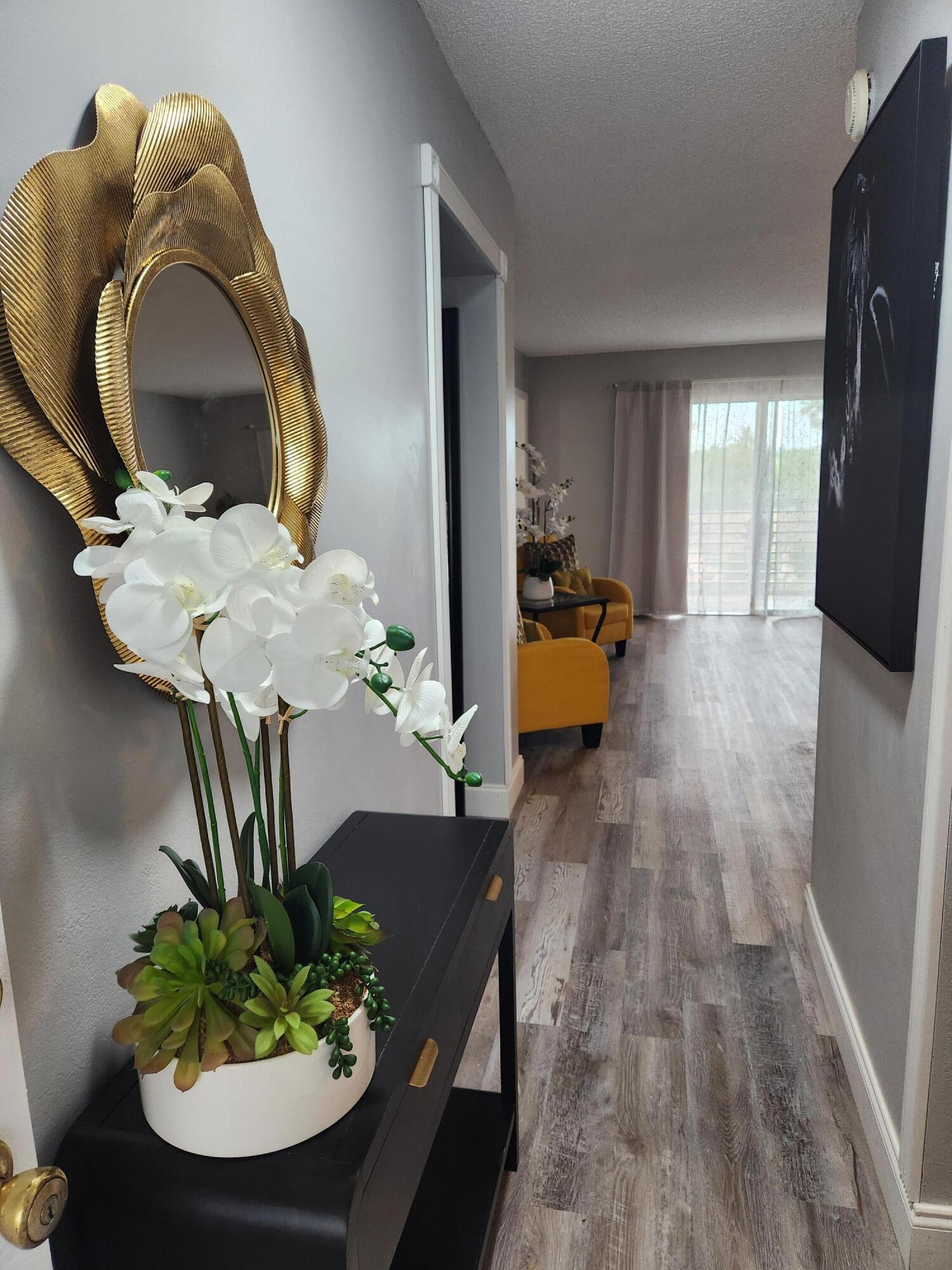 2606 GARDEN #304, Lake Worth FL 33461