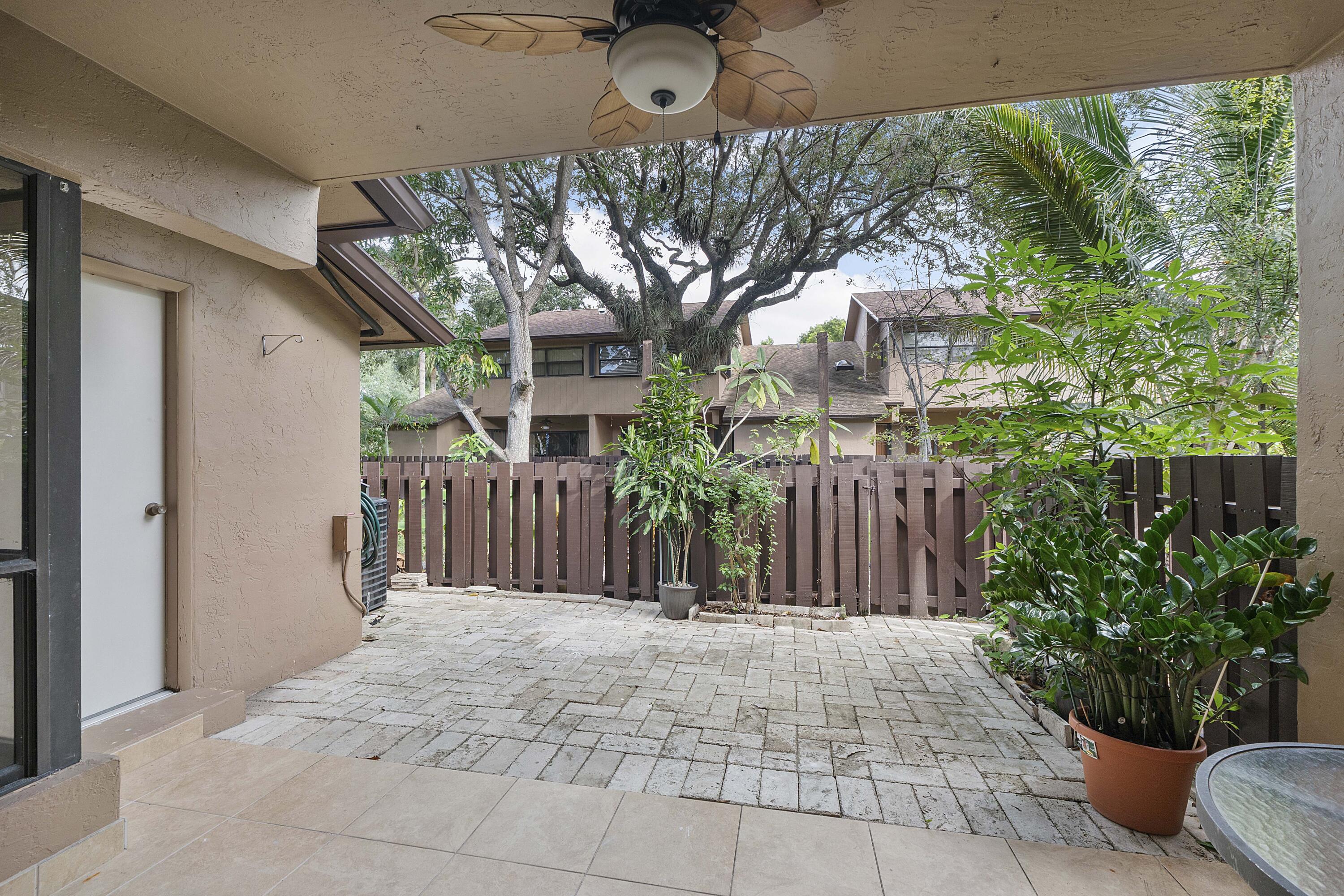 7780 NW 79TH #F2, Tamarac FL 33321