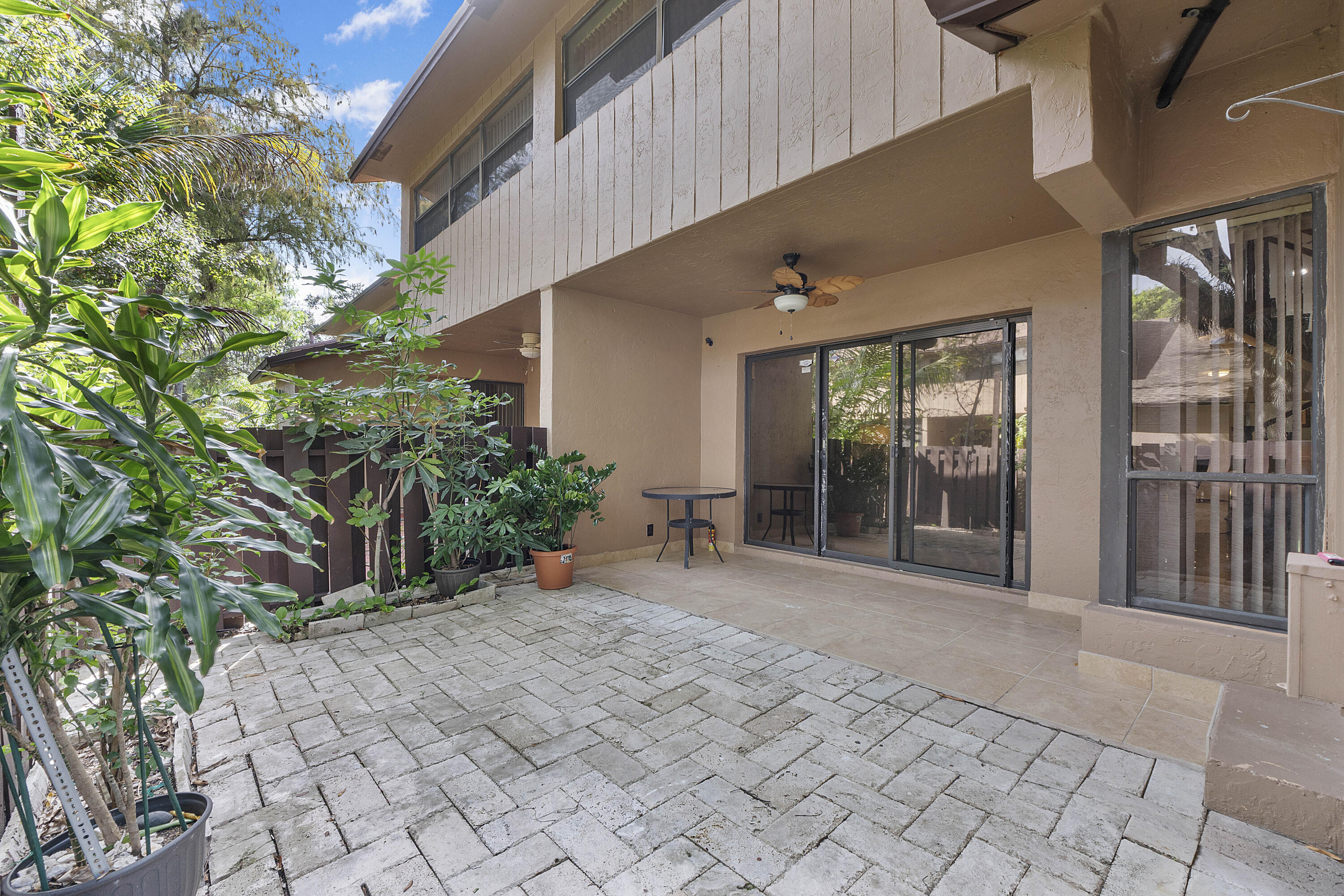 7780 NW 79TH #F2, Tamarac FL 33321