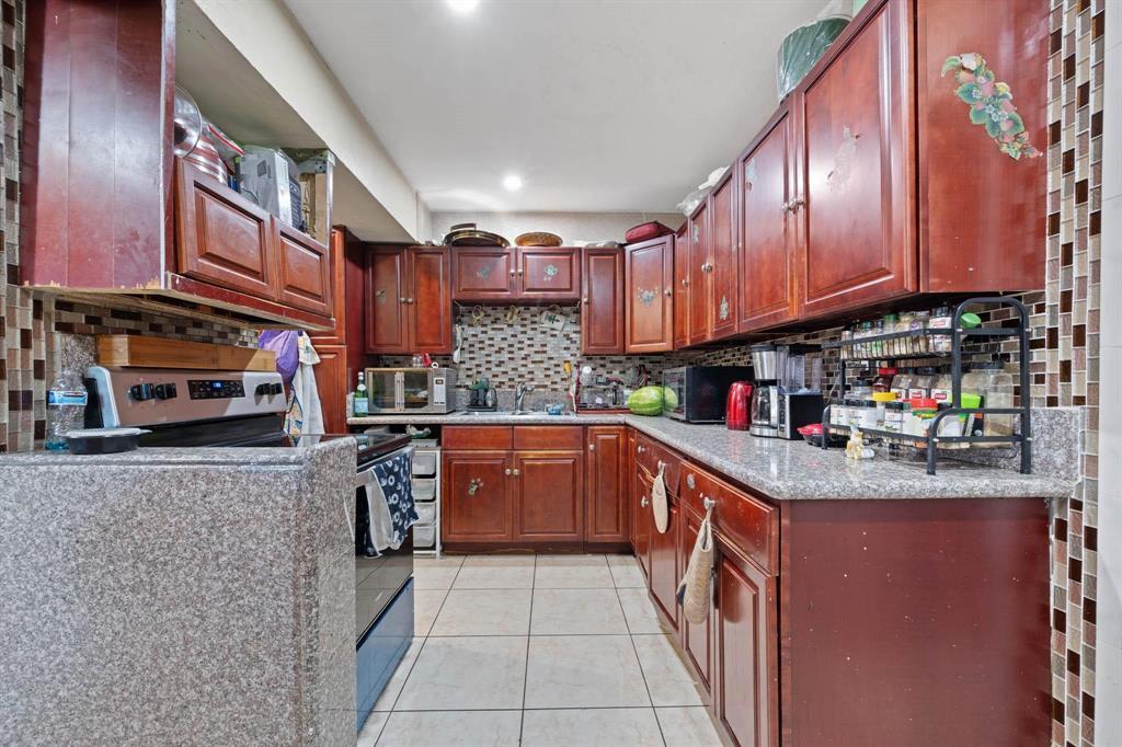 2651 NW 42ND, Lauderhill FL 33313