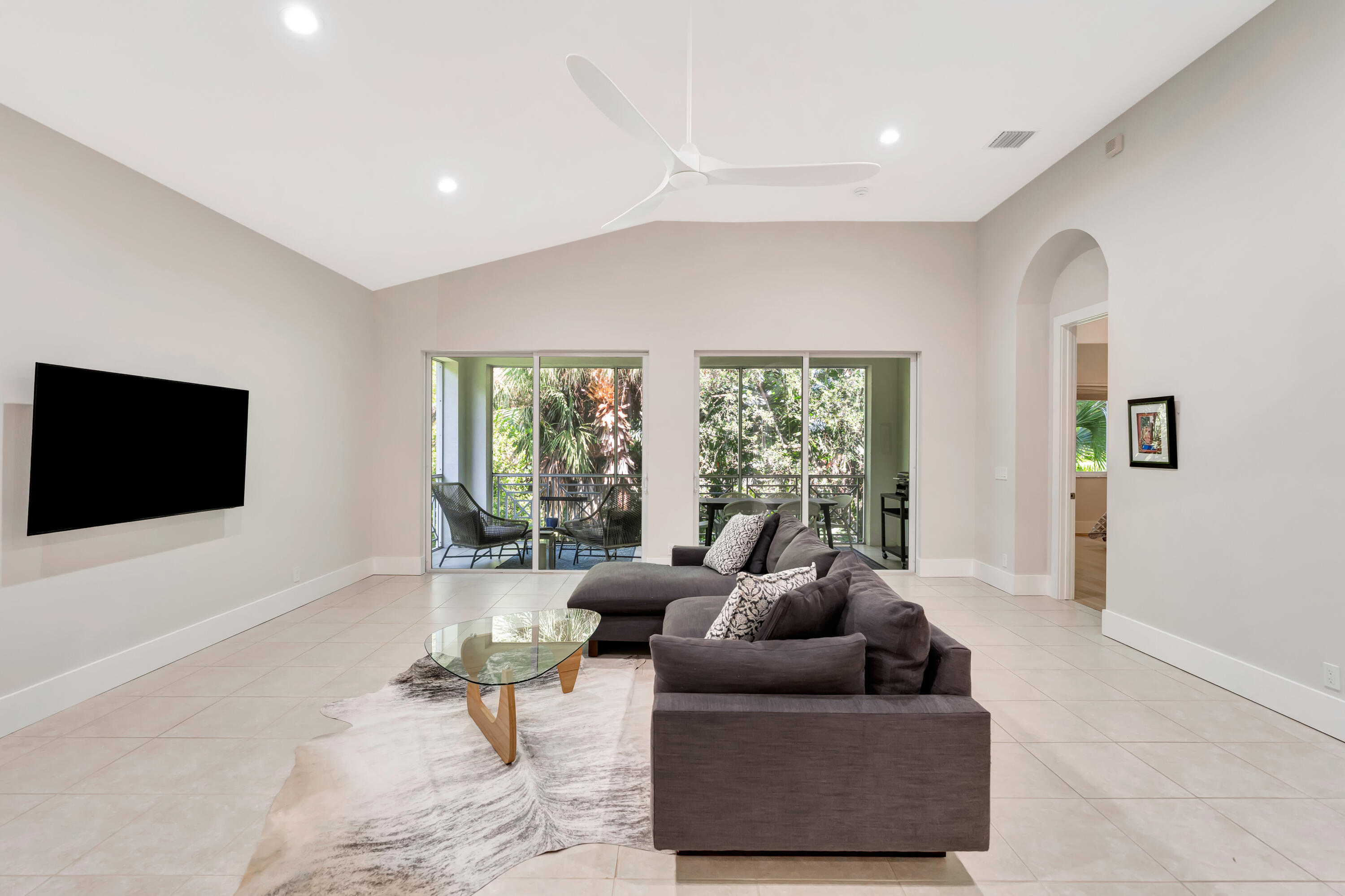 125 Palm Bay #C, Palm Beach Gardens FL 33418