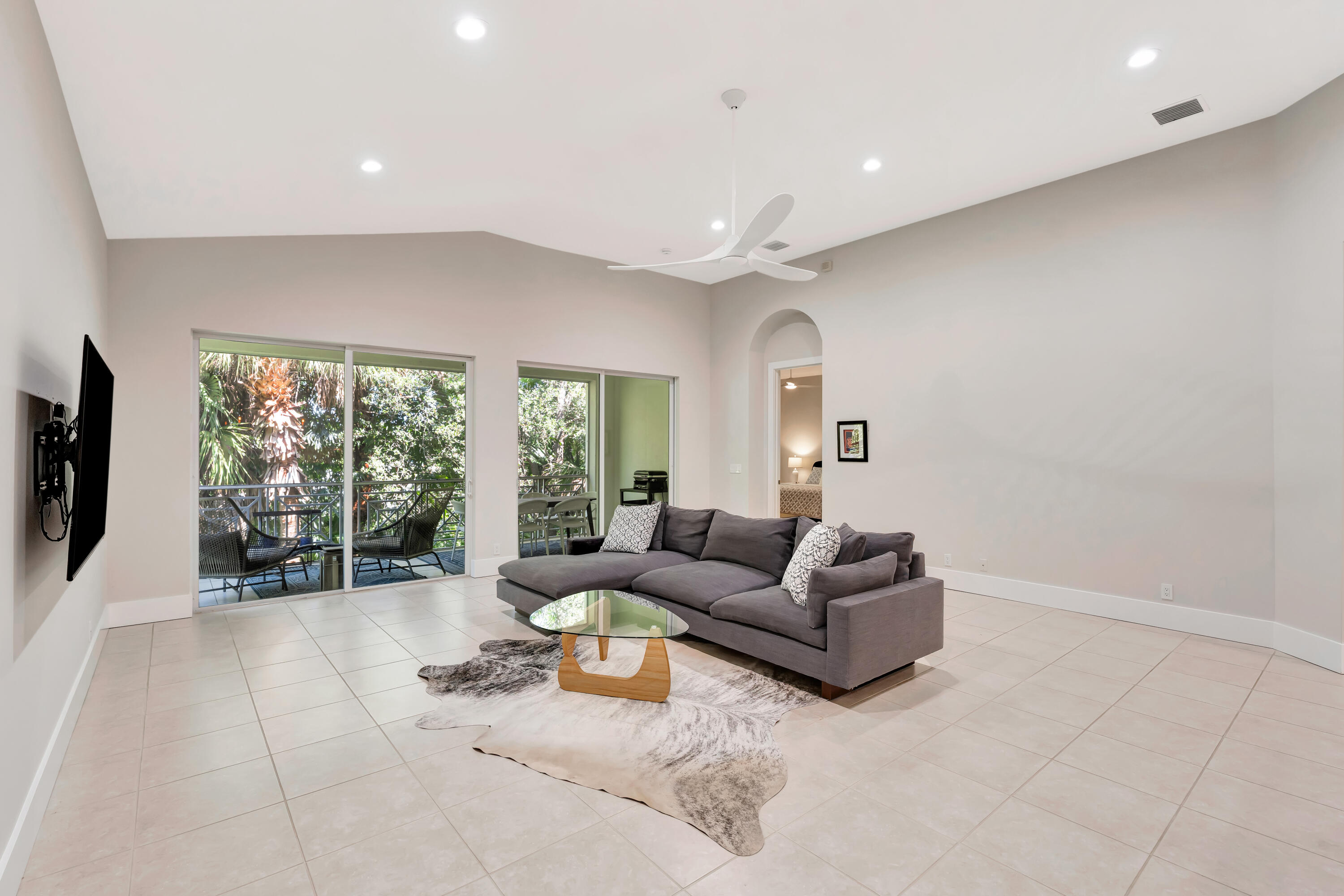 125 Palm Bay #C, Palm Beach Gardens FL 33418