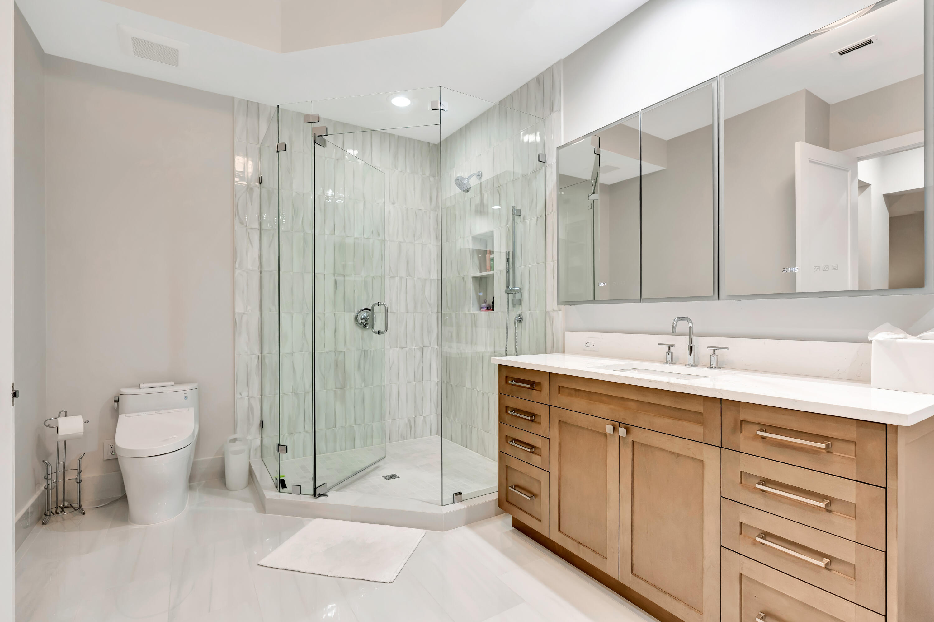 125 Palm Bay #C, Palm Beach Gardens FL 33418