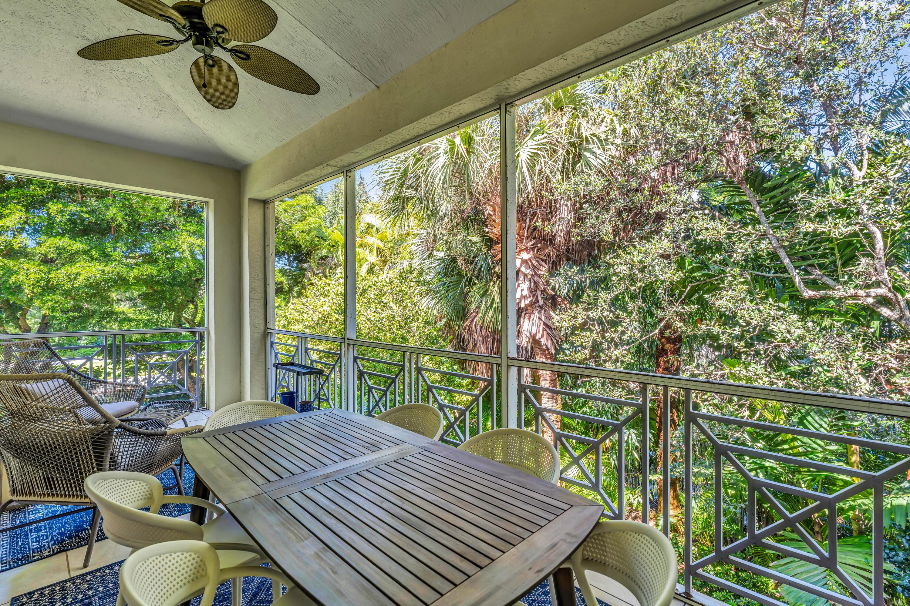 125 Palm Bay #C, Palm Beach Gardens FL 33418