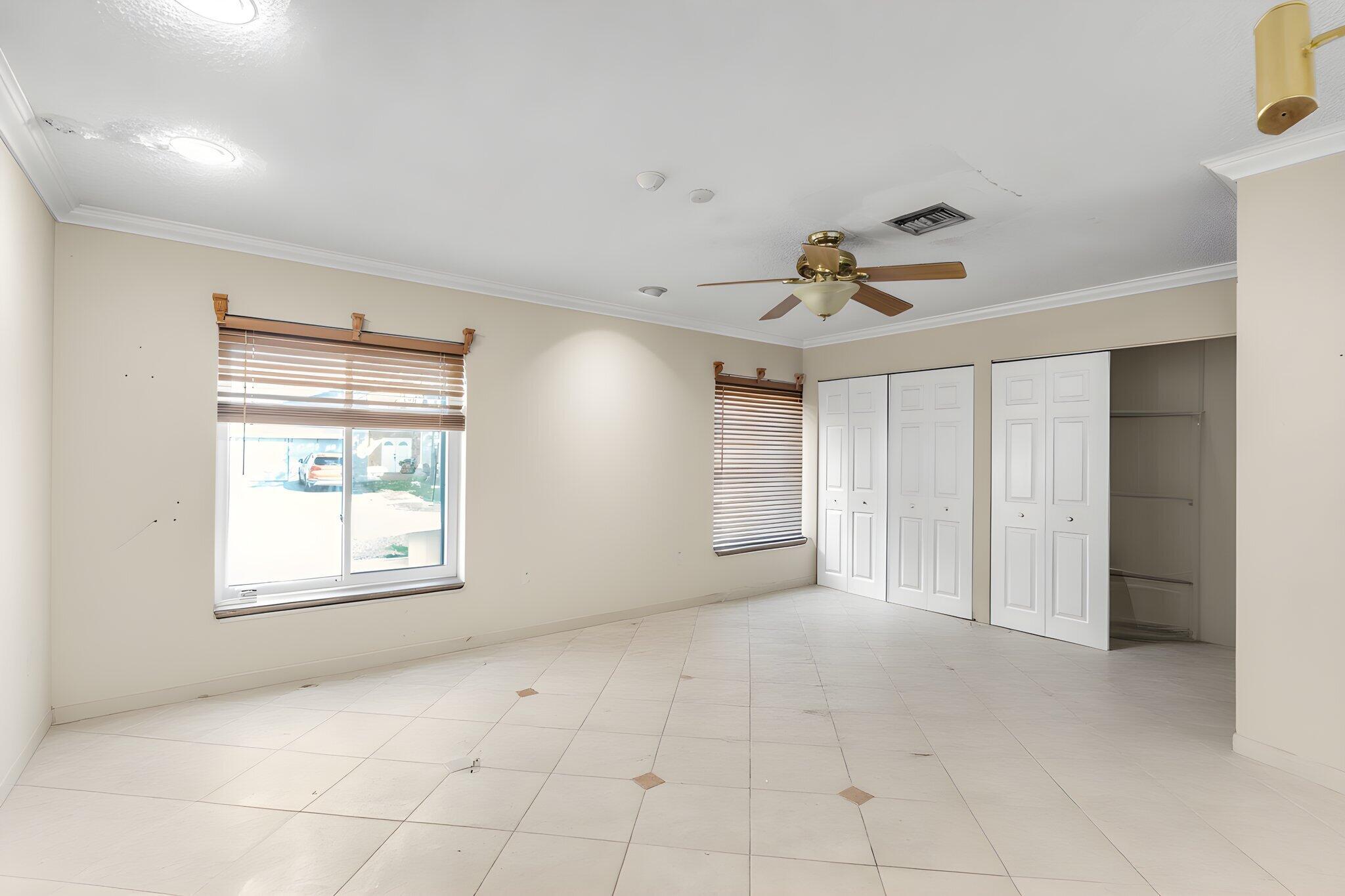 7000 NW 49TH, Lauderhill FL 33319