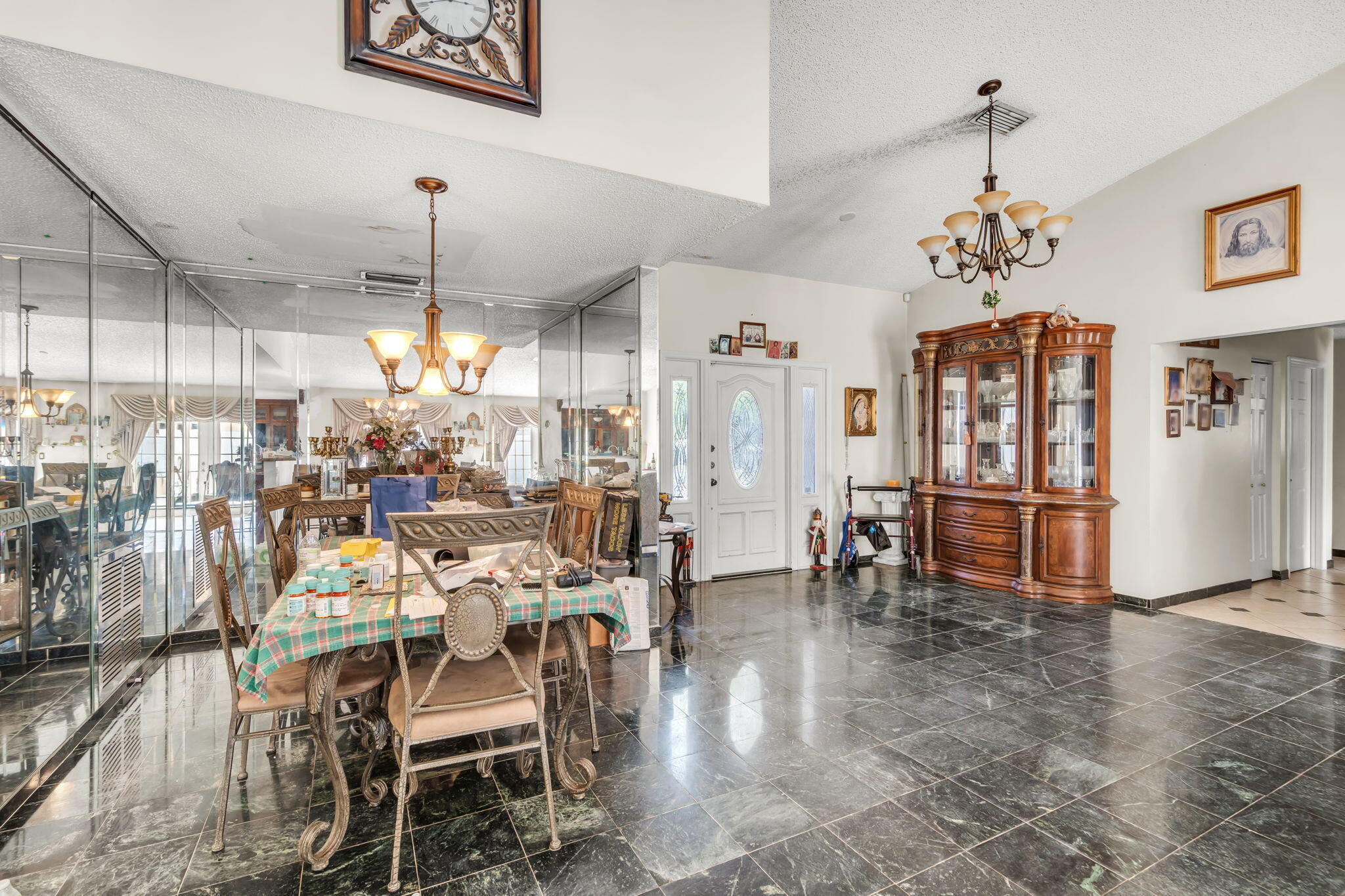 7000 NW 49TH, Lauderhill FL 33319