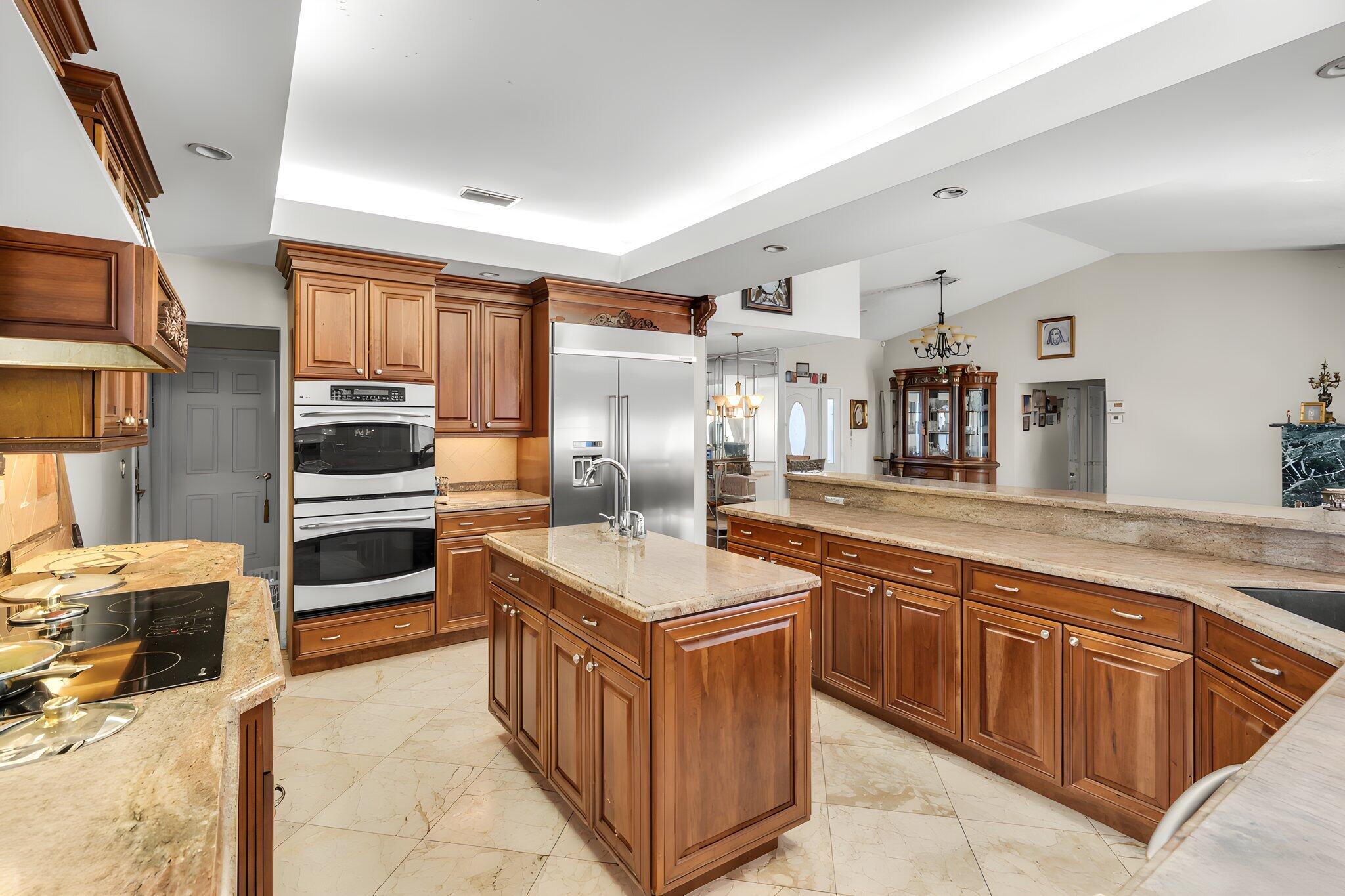 7000 NW 49TH, Lauderhill FL 33319