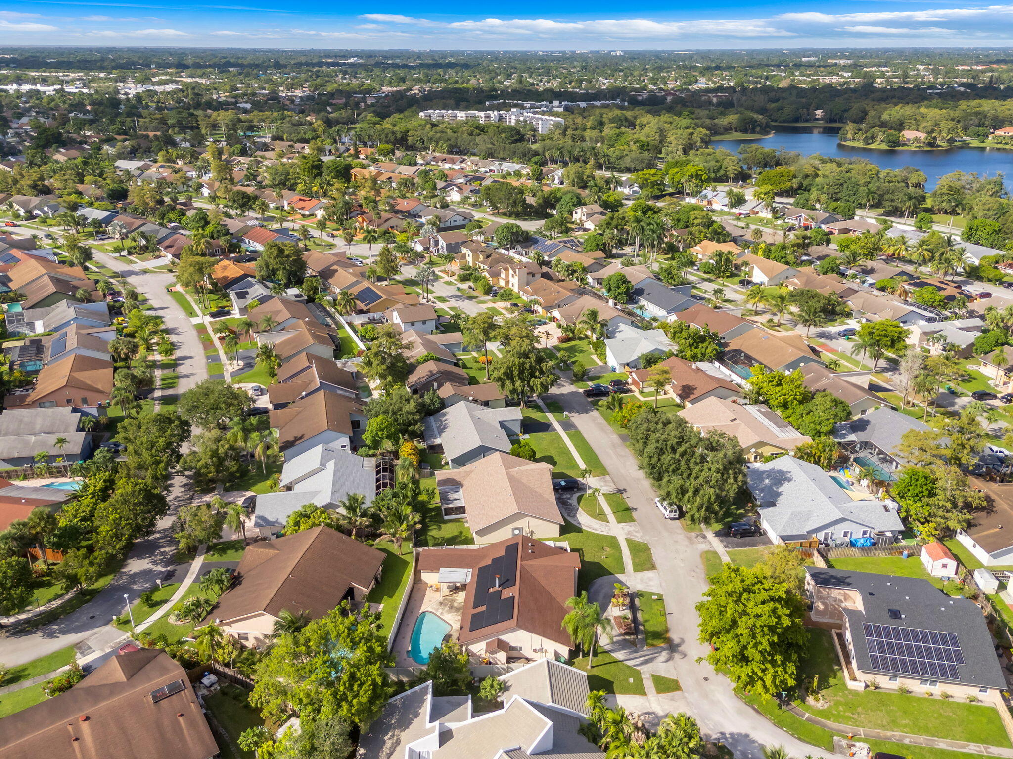 7000 NW 49TH, Lauderhill FL 33319