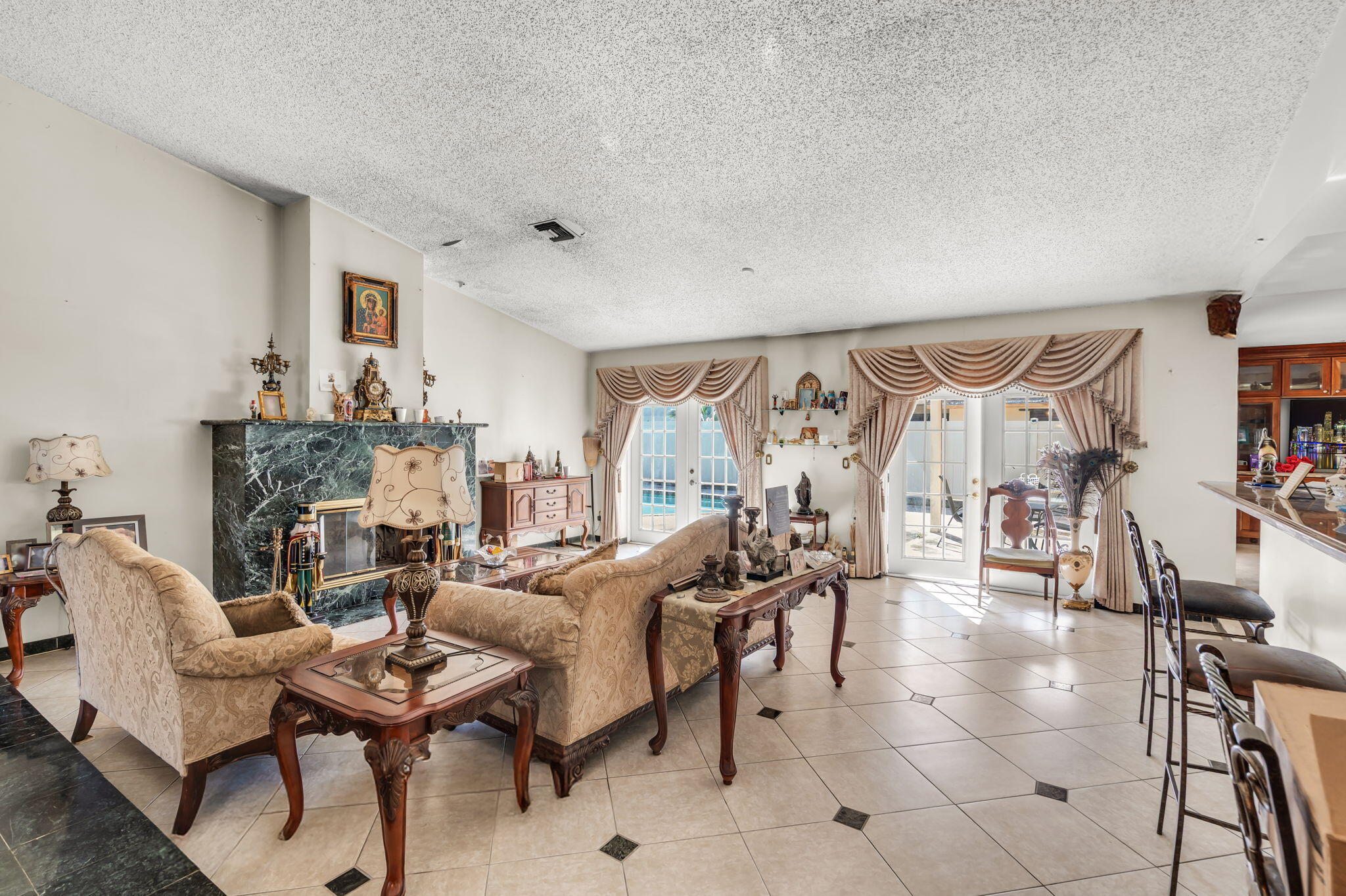 7000 NW 49TH, Lauderhill FL 33319
