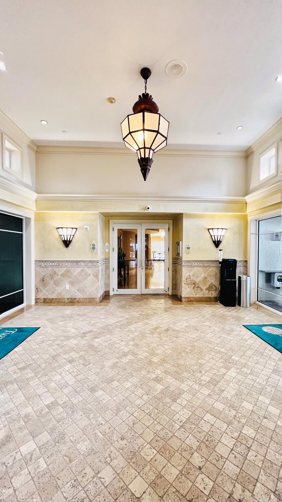 19900 E COUNTRY CLUB #1020 ST, Aventura FL 33180
