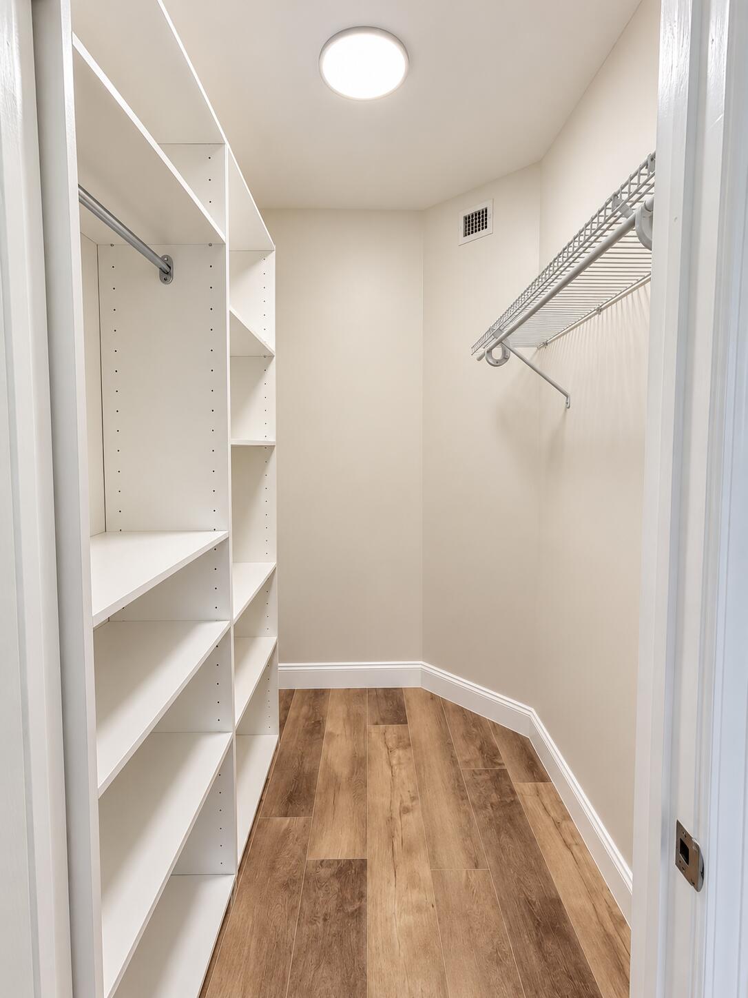 19900 E COUNTRY CLUB #1020 ST, Aventura FL 33180