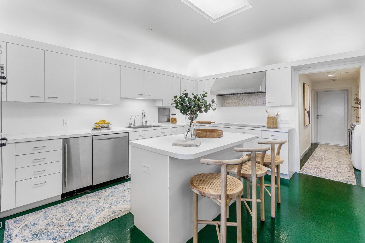 2 N Breakers Row #N PH4, Palm Beach FL 33480