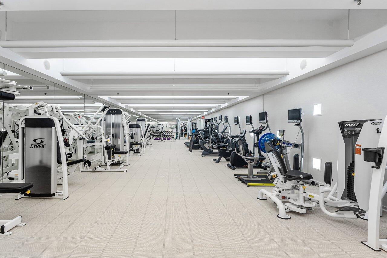 2 N Breakers Row #N PH4, Palm Beach FL 33480