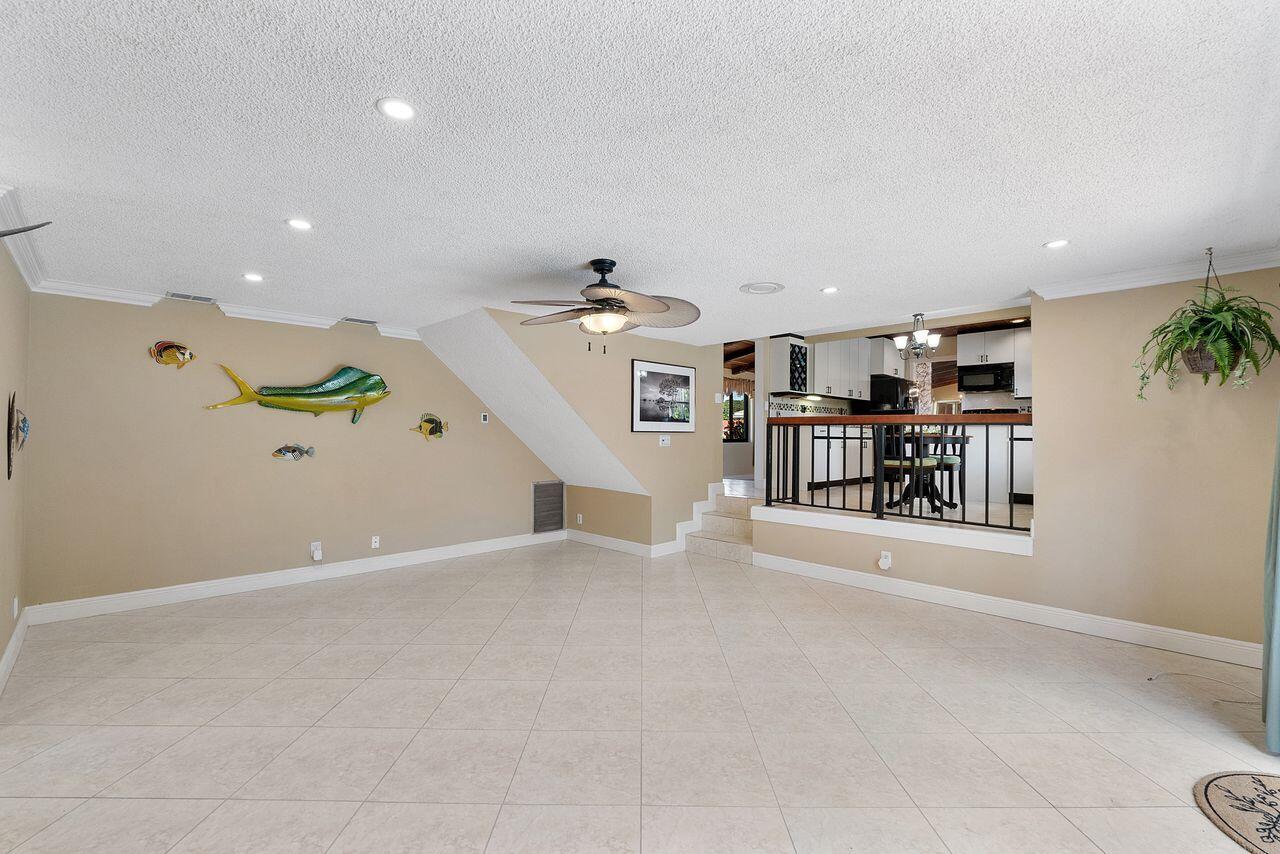 3210 NW 93RD, Sunrise FL 33351