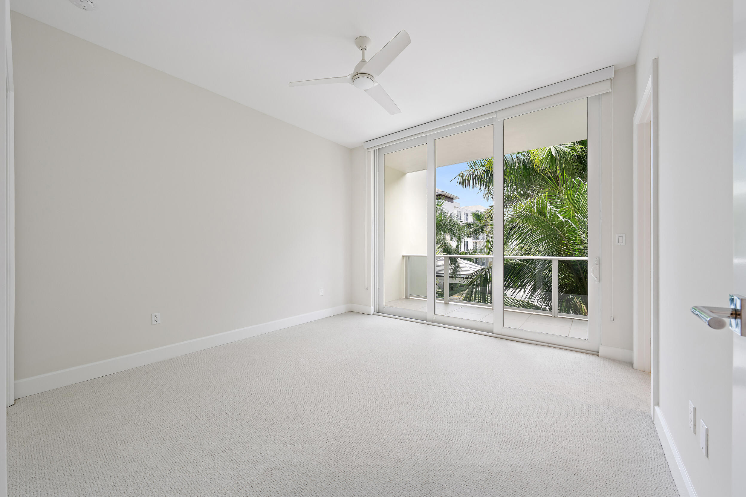 2720 Donald Ross #301, Palm Beach Gardens FL 33410