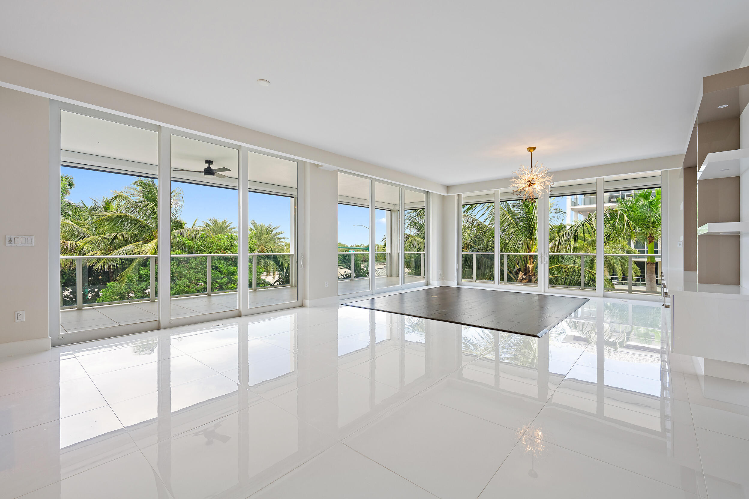 2720 Donald Ross #301, Palm Beach Gardens FL 33410