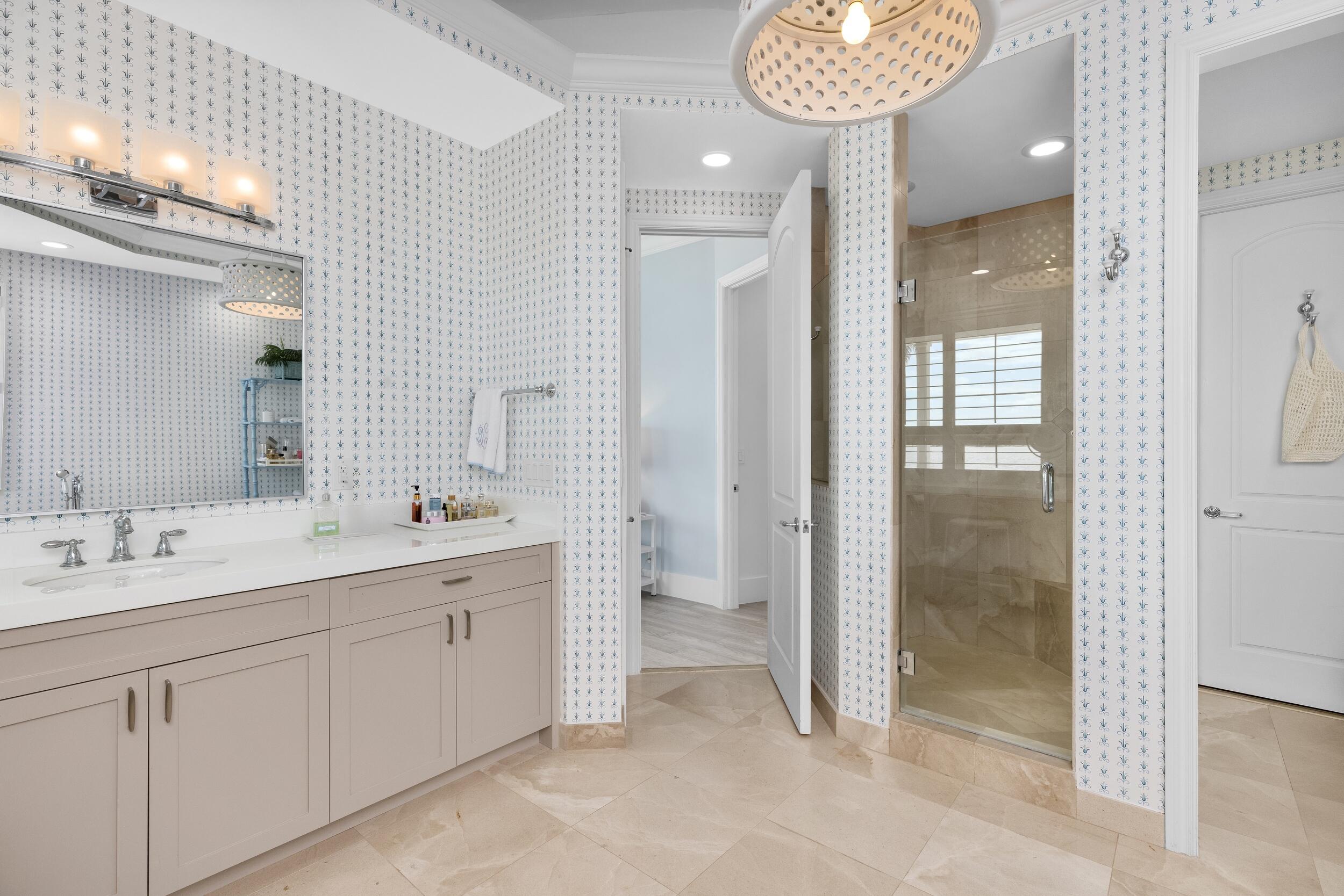 6917 S Flagler, West Palm Beach FL 33405