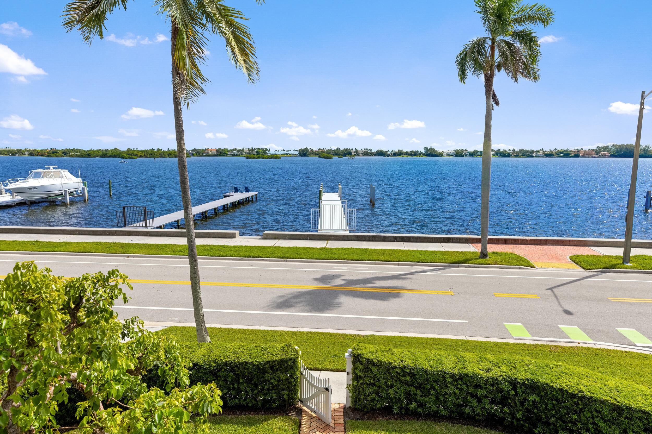 6917 S Flagler, West Palm Beach FL 33405
