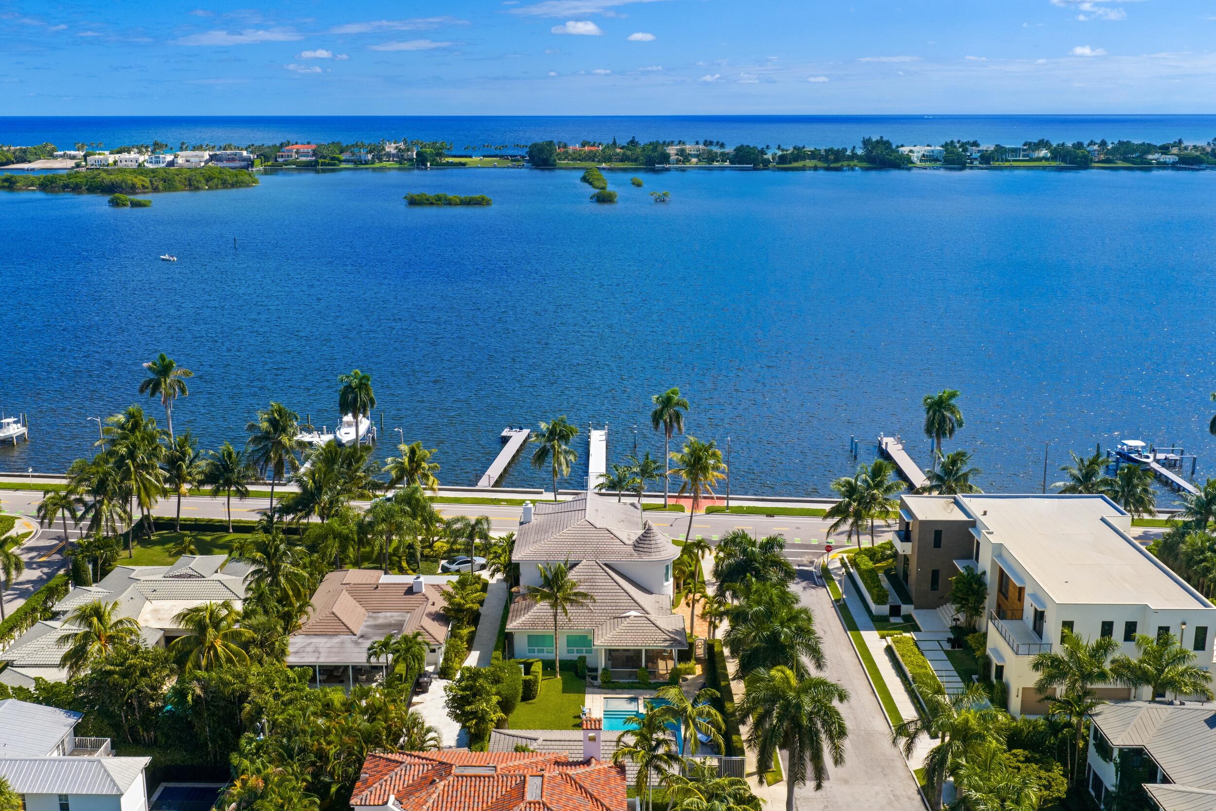 6917 S Flagler, West Palm Beach FL 33405