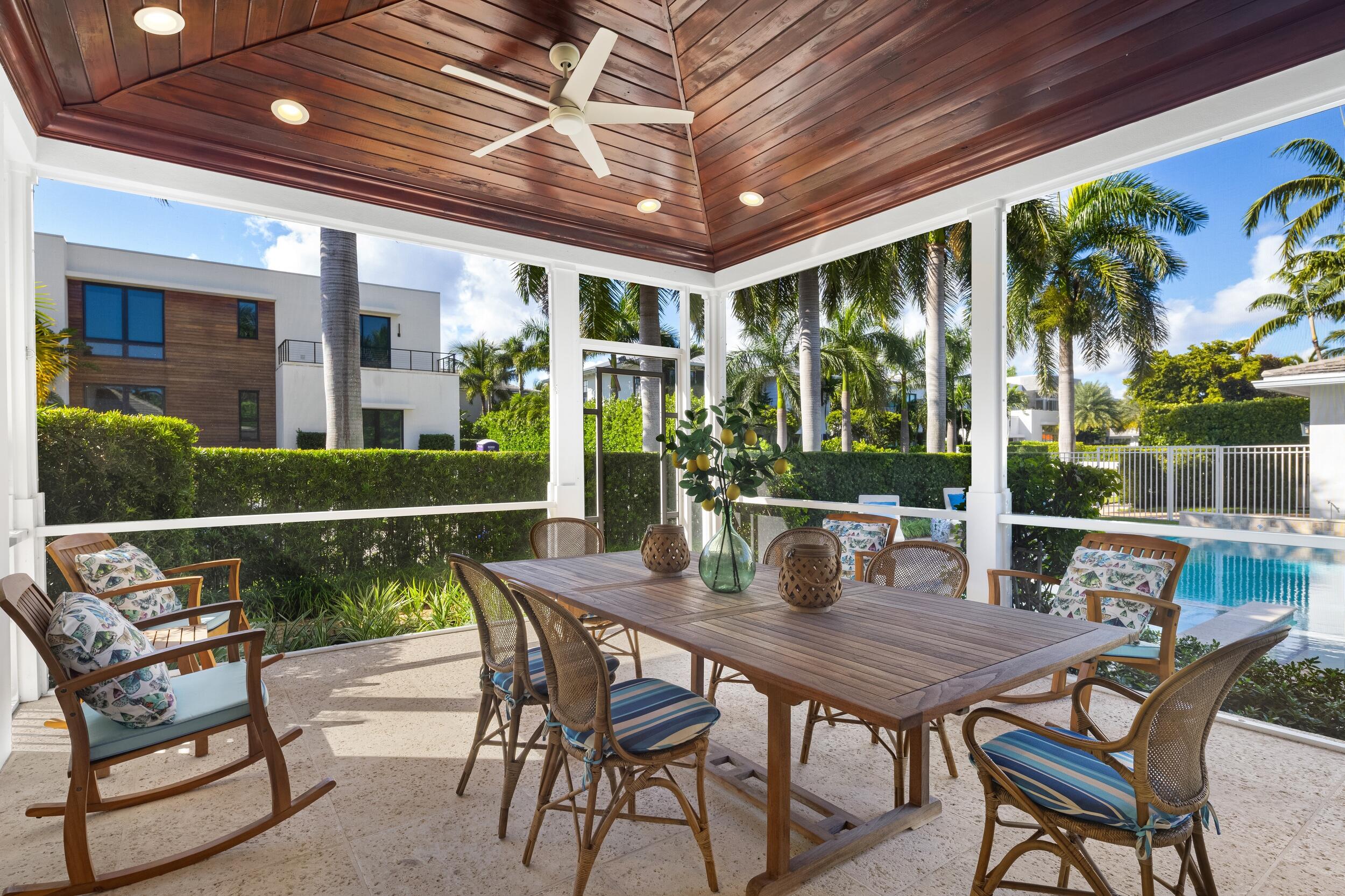 6917 S Flagler, West Palm Beach FL 33405