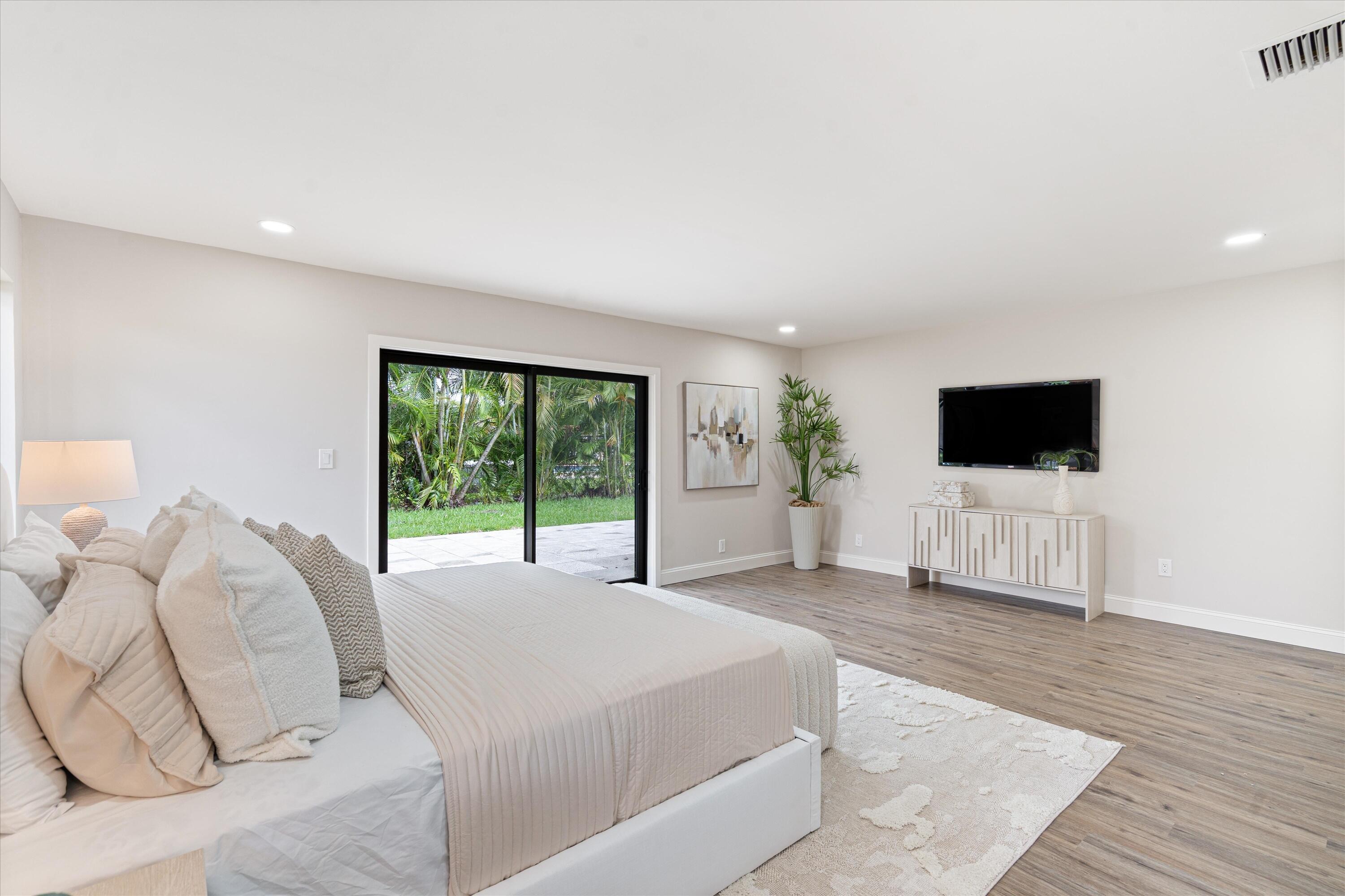 6111 WHITE OAK, Tamarac FL 33319