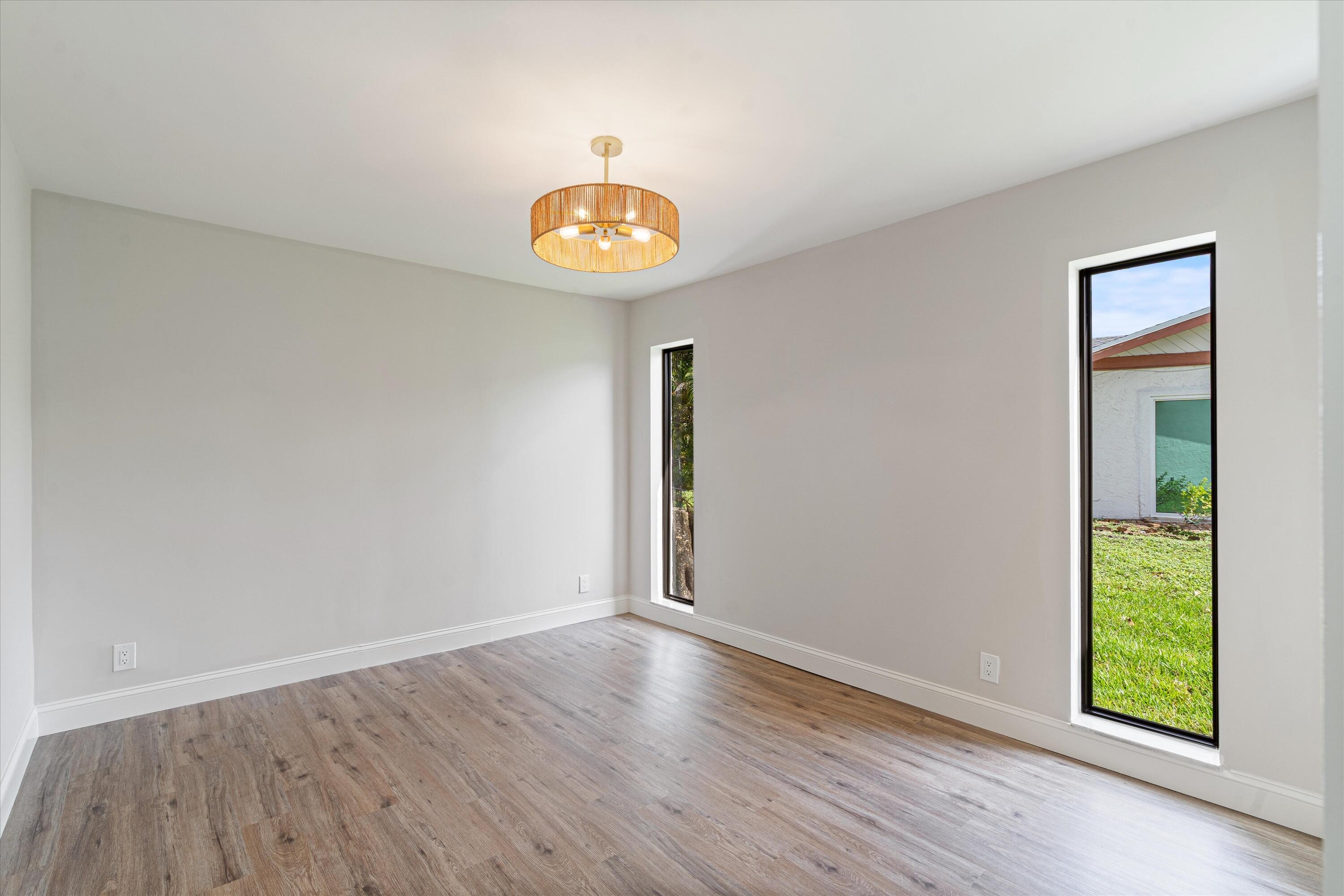 6111 WHITE OAK, Tamarac FL 33319