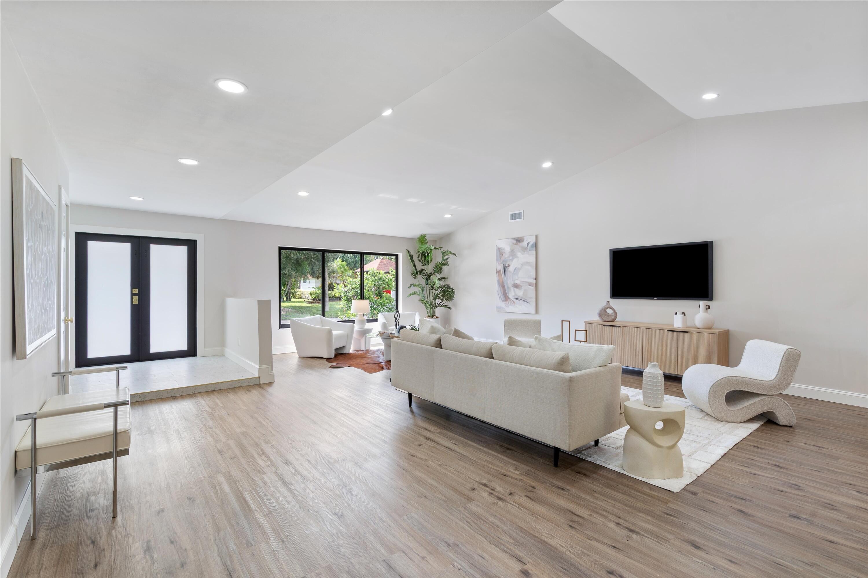 6111 WHITE OAK, Tamarac FL 33319