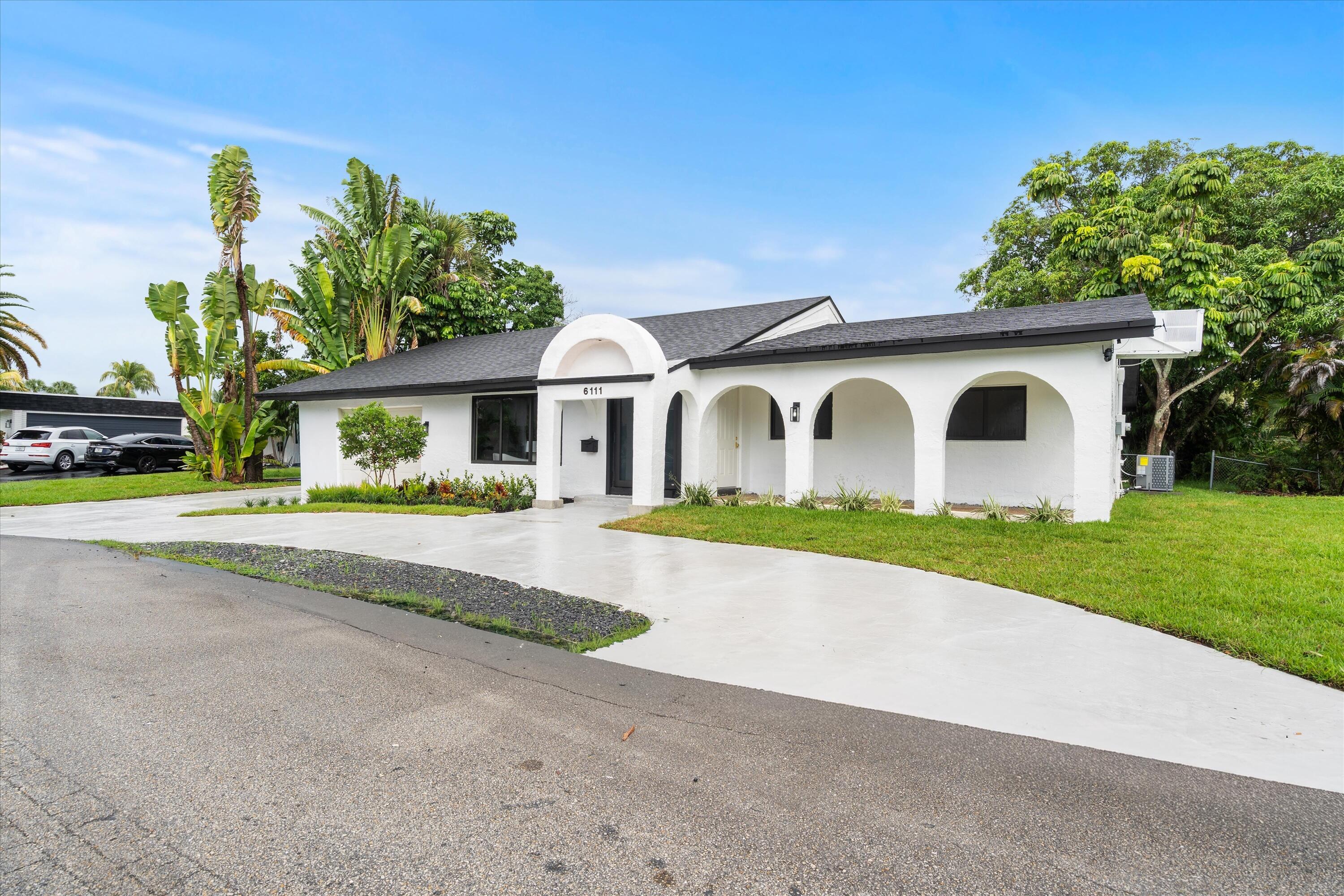 6111 WHITE OAK, Tamarac FL 33319
