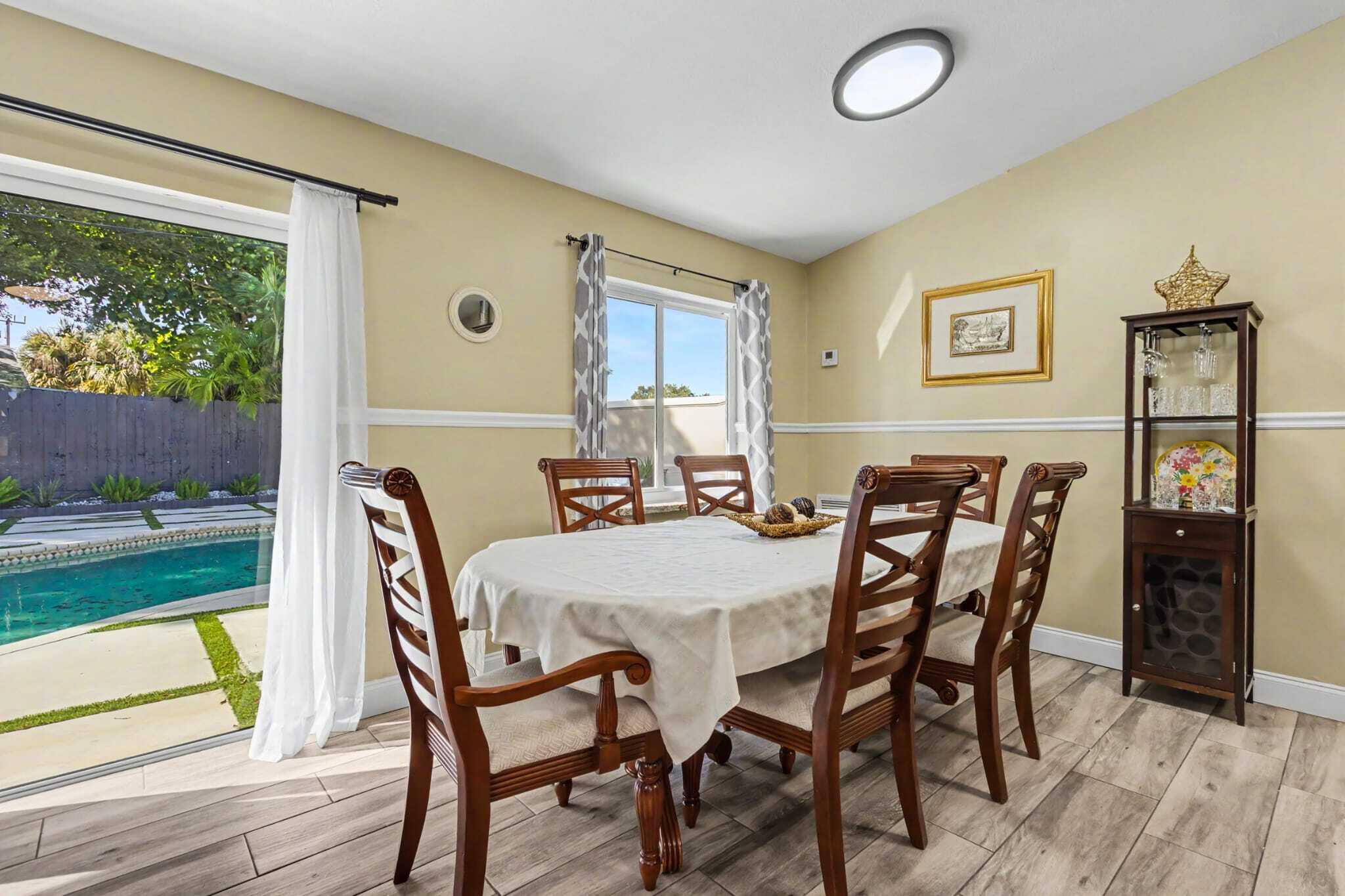 8720 NW 46TH, Lauderhill FL 33351