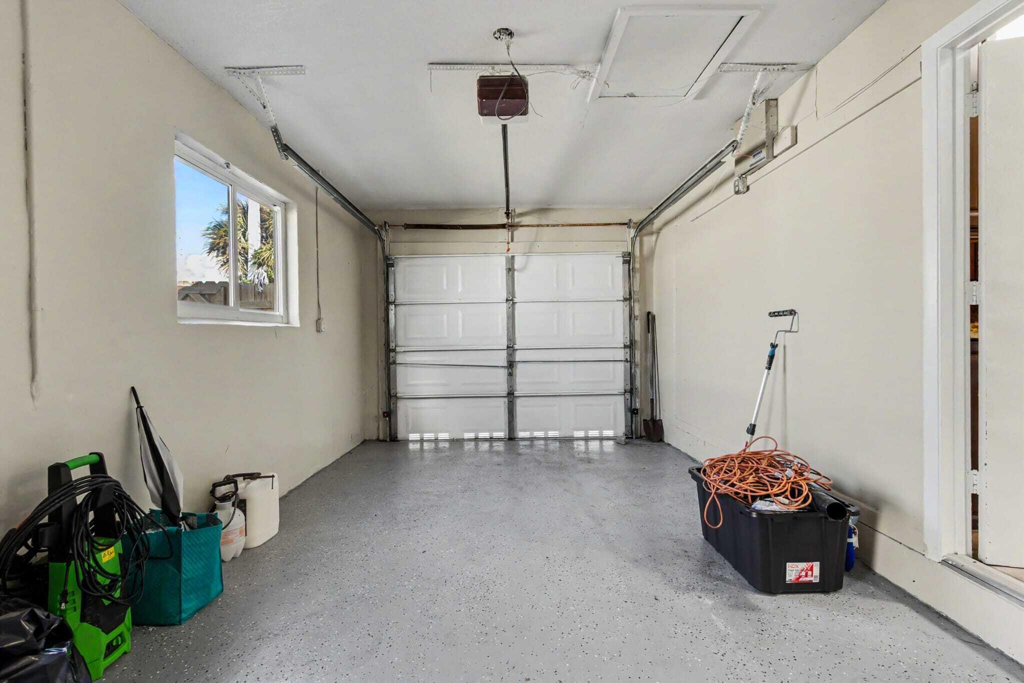 8720 NW 46TH, Lauderhill FL 33351