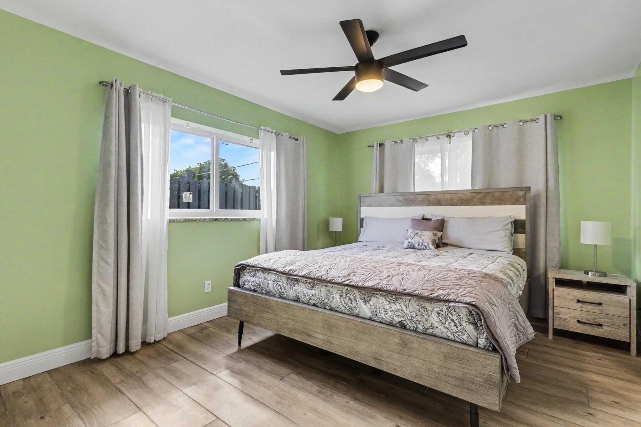 8720 NW 46TH, Lauderhill FL 33351